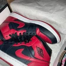 Jordan Brand Banned mid Size US 11 / EU 44 - 6 Thumbnail