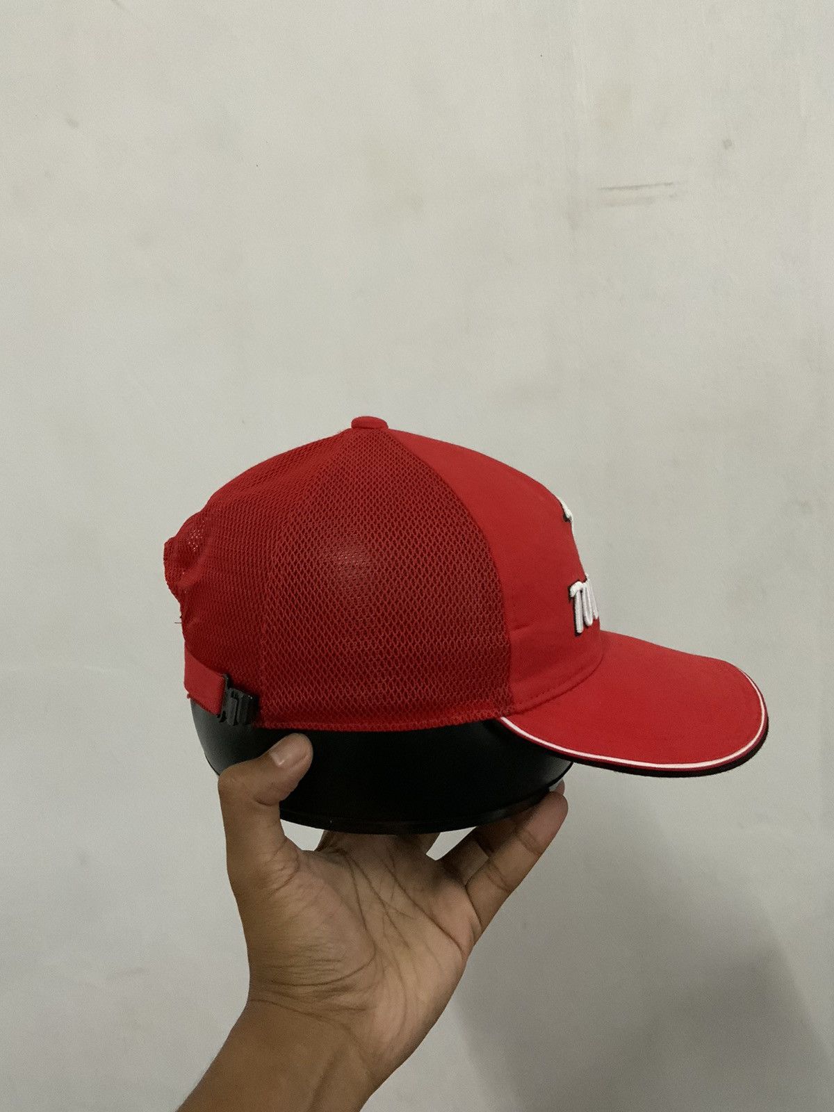 Japanese Brand Tour Stage Big Logo Embroidery Trucker Hat Size ONE SIZE - 4 Thumbnail