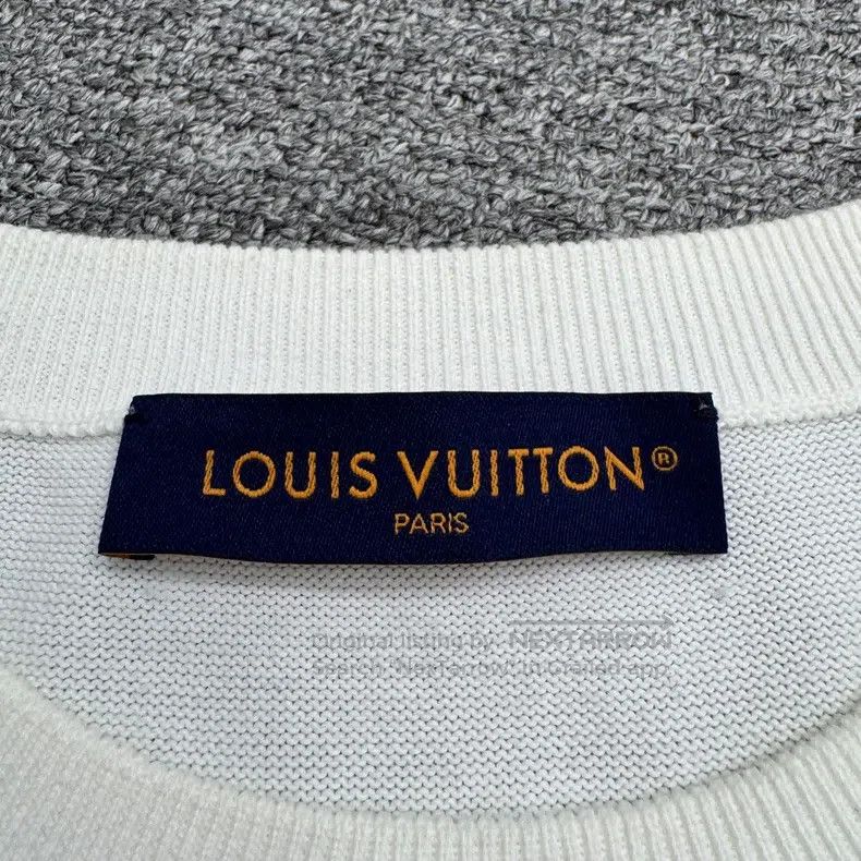 Louis Vuitton Louis Vuitton Rap Bear Knit Short Sleeve Size US M / EU 48-50 / 2 - 2 Thumbnail