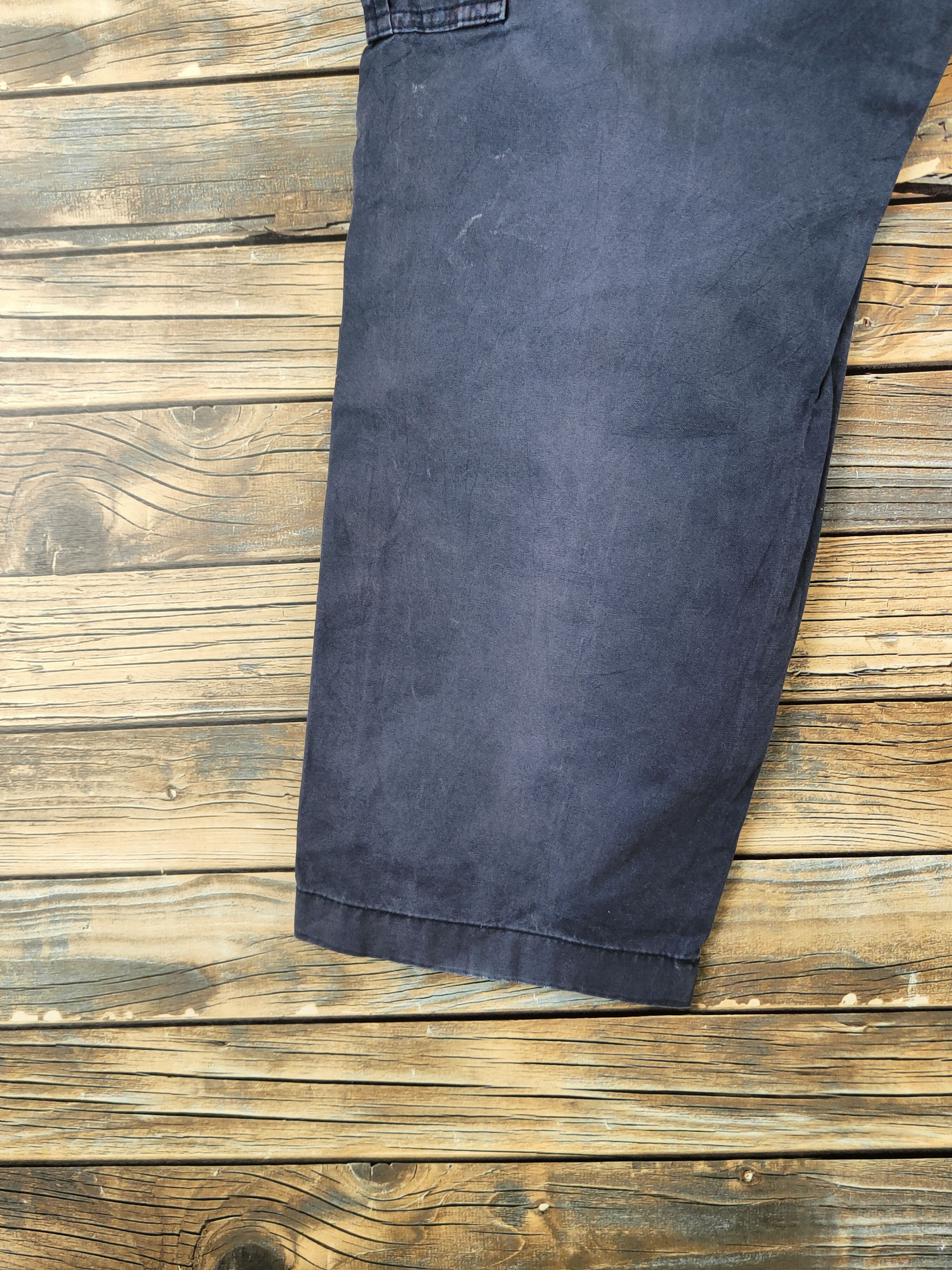 Japanese Brand DL Uniqlo Dark Blue Multipocket Cargo Pants #46-373 Size US 31 - 9 Thumbnail
