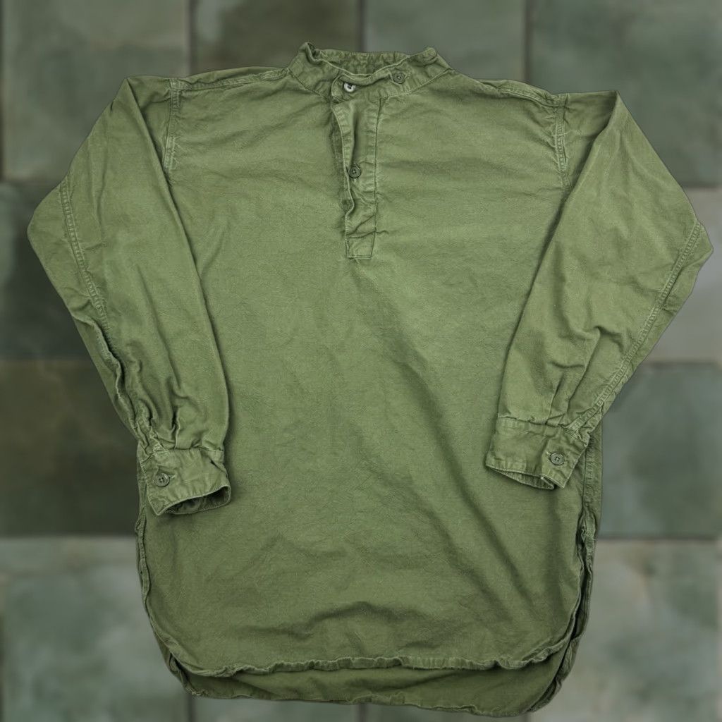 Vintage VINTAGE American Long Sleeve Henley Shirt Adult Large Green Hipster Mens Size US L / EU 52-54 / 3 - 1 Thumbnail