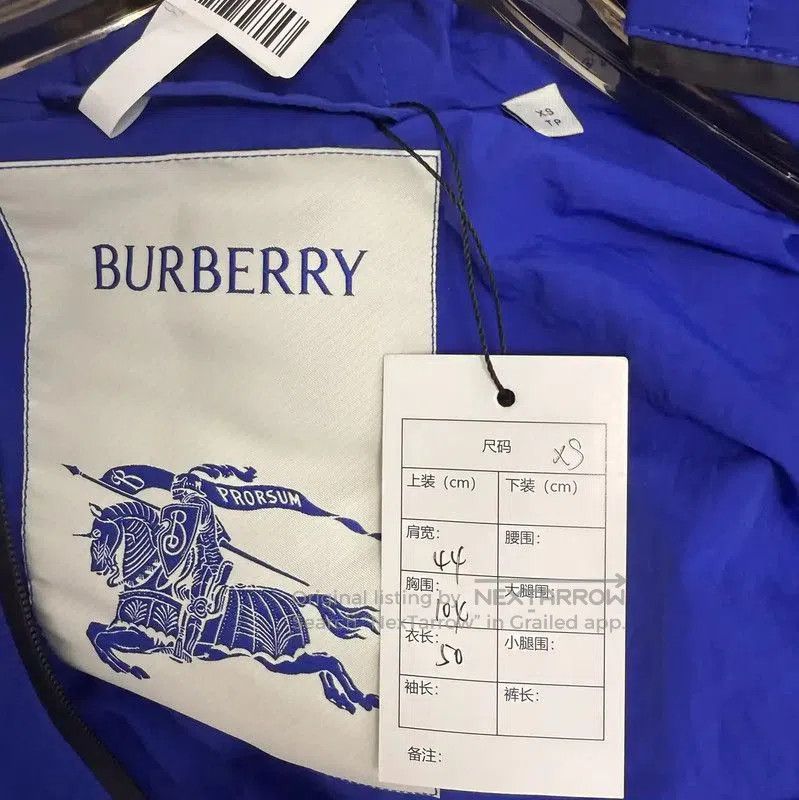Burberry Burberry Blue Women's Jacket. Size XS / US 0-2 / IT 36-38 - 4 Thumbnail