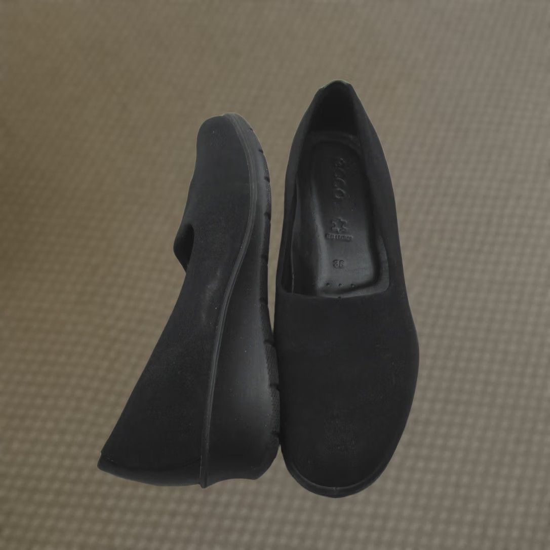 Ecco ECCO Womens Loafer Black Slip On Wedge Comfort Casual EU38 US7.5 UK5.5 EU38 7.5 5.5 38 Mens? Size US 6 / IT 36 - 1 Thumbnail