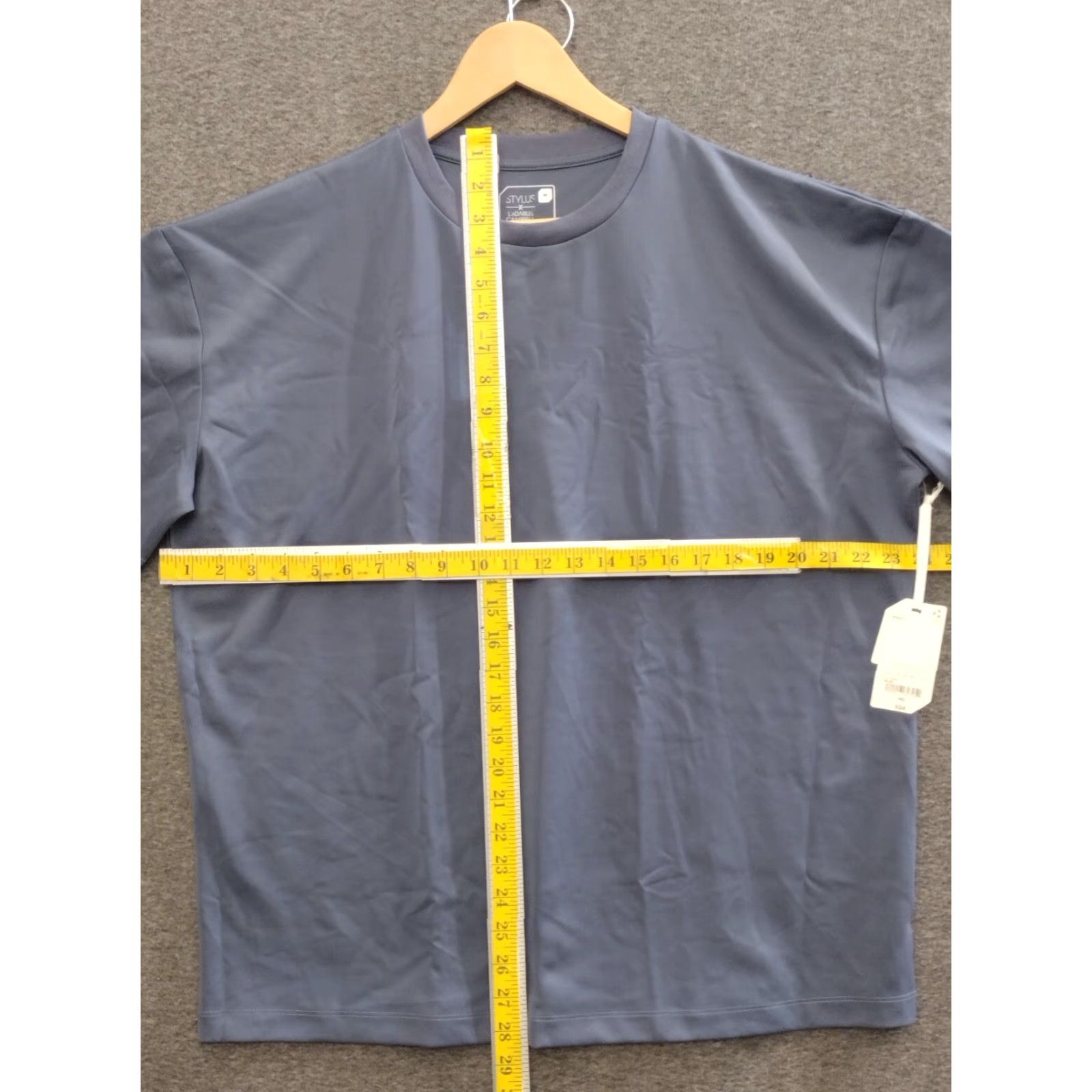 Vintage STYLUS Ladarius Campbell Shirt Short Sleeve Blue M Mens T-Shirt Crew Neck Solid Lightweight Comfort Tee Size US M / EU 48-50 / 2 - 4 Thumbnail