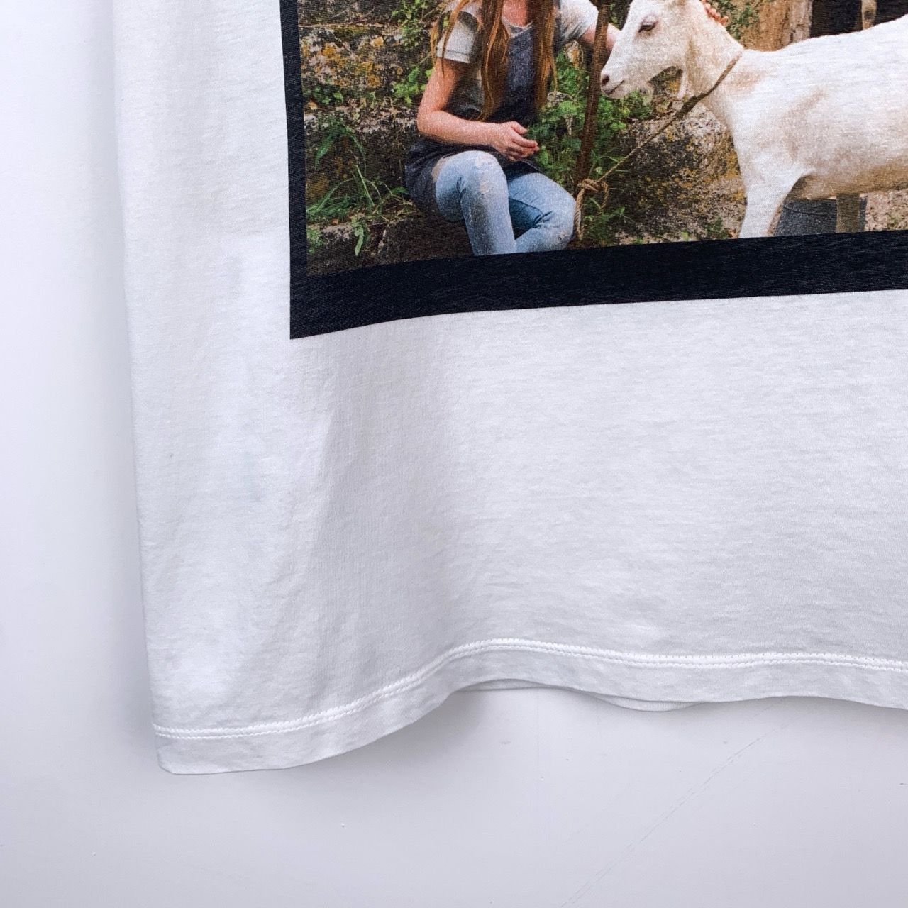 Miu Miu Miu Miu Womens Tales .10 White Cotton Short Sleeve T-Shirt X Size XS / US 0-2 / IT 36-38 - 5 Thumbnail