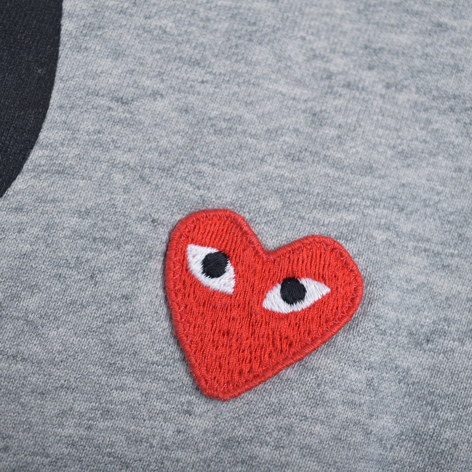 Comme des Garcons × Nike COMME des GARÇONS PLAY x NIKE GRAY HOODIE XL Size US XL / EU 56 / 4 - 2 Thumbnail