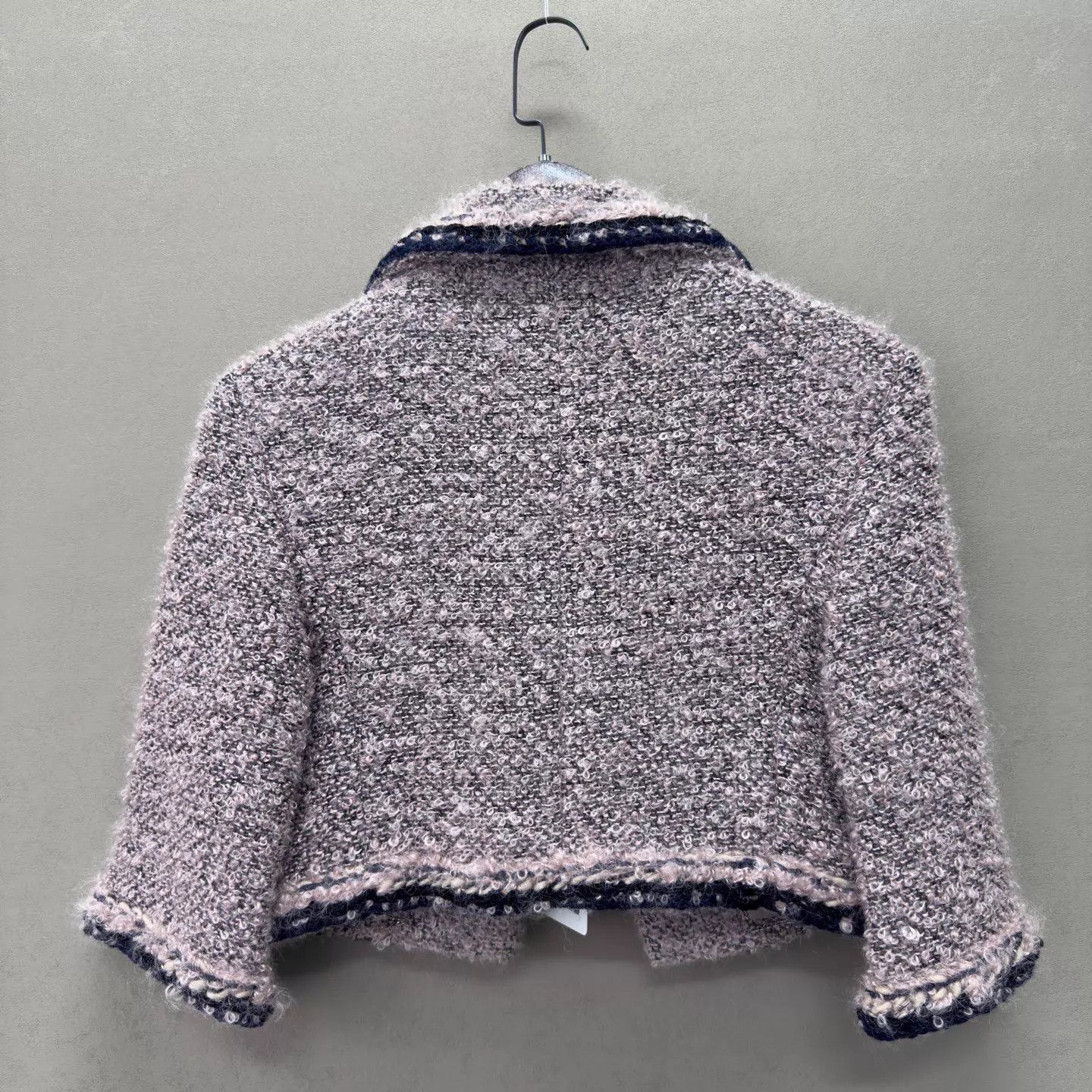 Chanel Chanel Classic Destroyed Pocket Short Jacket Unused FR 36 Size XS / US 0-2 / IT 36-38 - 4 Thumbnail