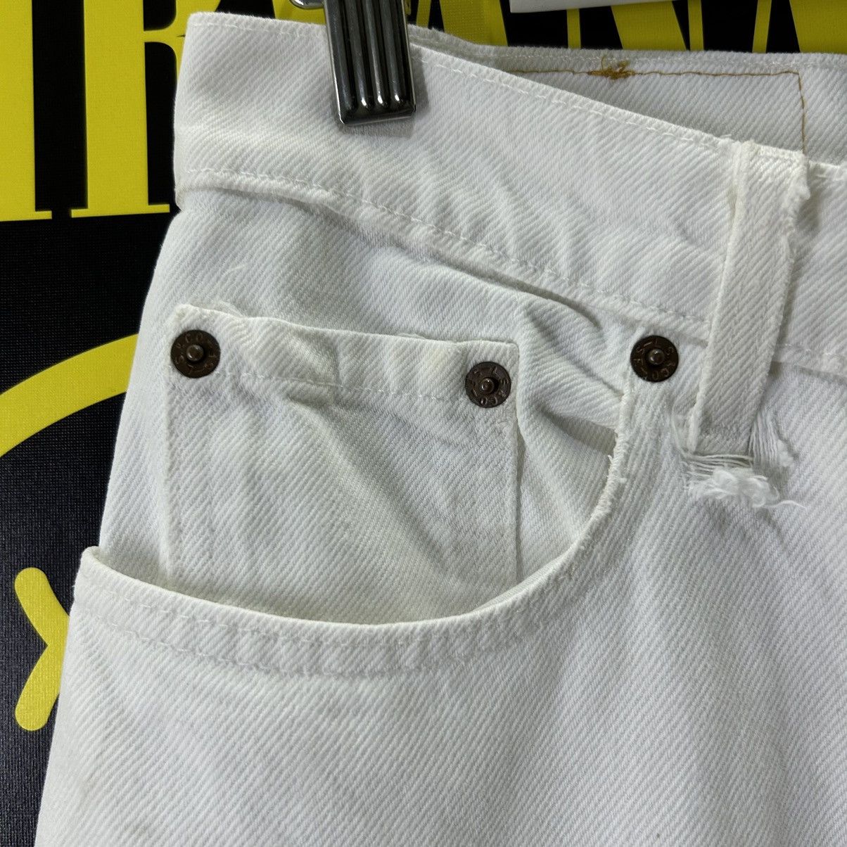 Levi's Vintage Levi’s 525 90s USA White Distressed Denim Size US 30 / EU 46 - 9 Thumbnail