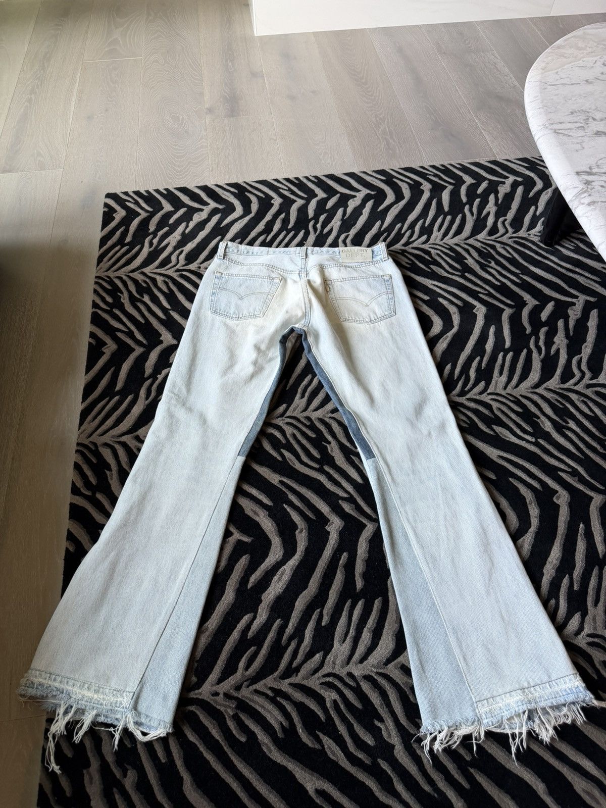 Gallery Dept. Gallery Dept. Light Wash Flare Denim Sz 33 Size US 33 - 2 Thumbnail