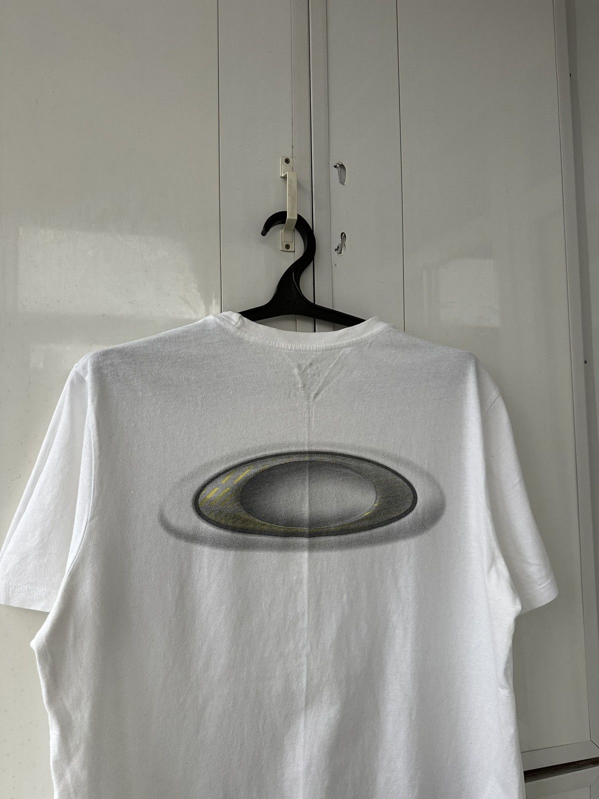 Oakley Vintage Oakley 3D Back Print T-shirt Size US L / EU 52-54 / 3 - 11 Thumbnail
