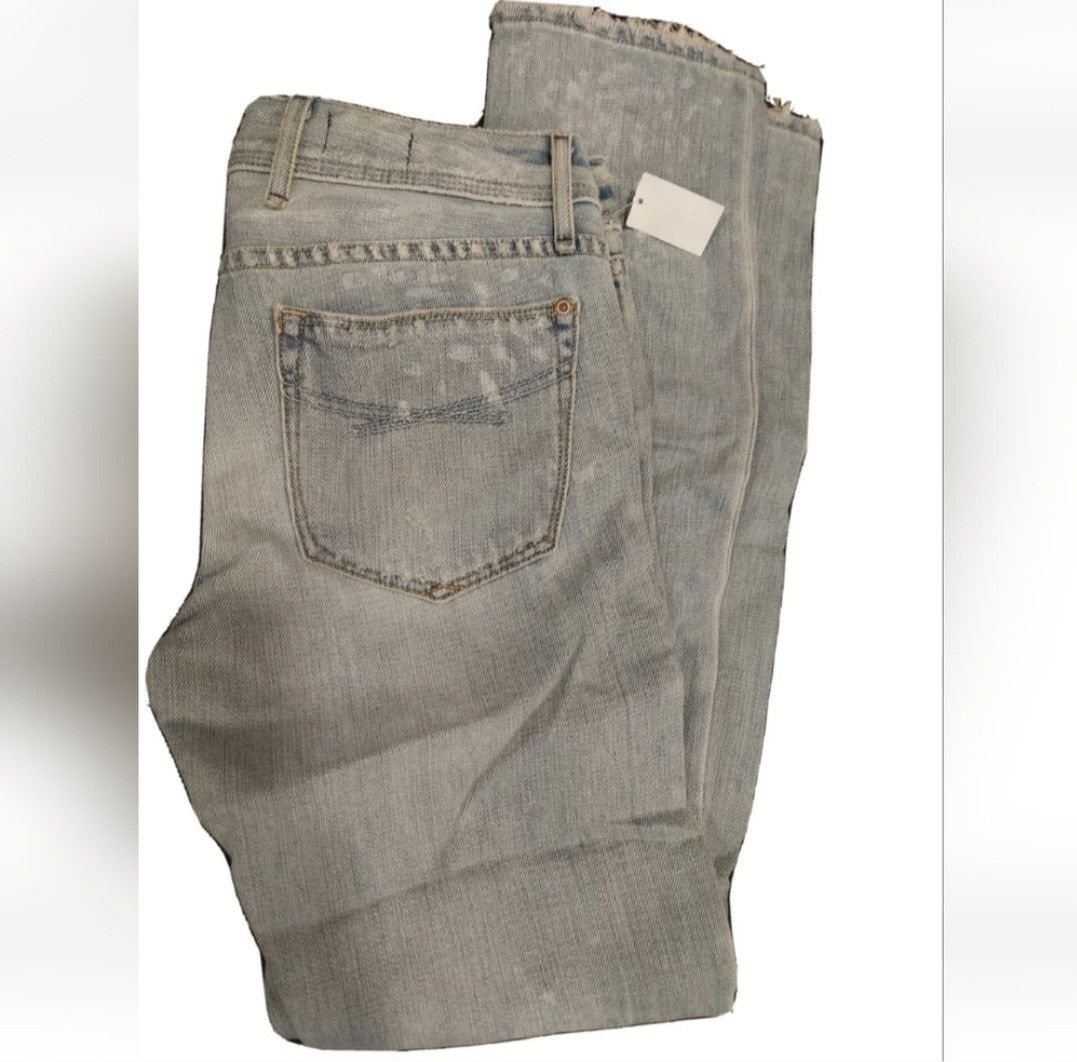 Gap NWT GAP Light Wash Real Straight 1969 Jeans Size 25/0 Size 25" / US 0 / IT 36 - 1 Thumbnail