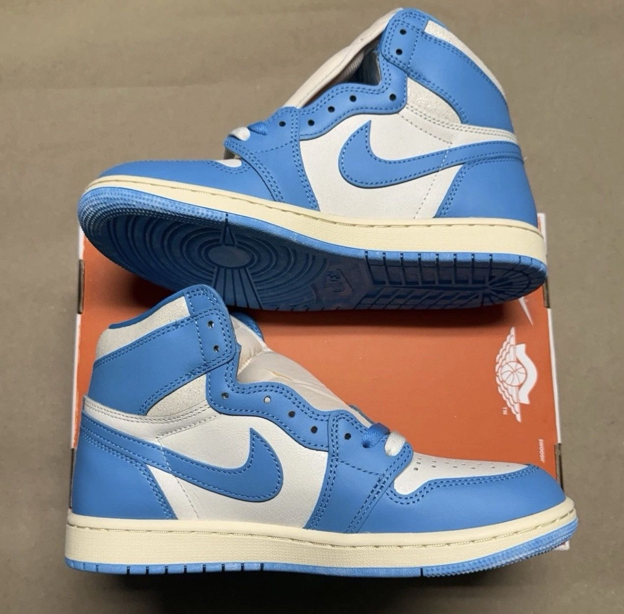 Jordan Brand Nike Air Jordan 1 Retro High OG UNC Reimagined Mens 7 NEW! Size US 7 / EU 40 - 2 Thumbnail