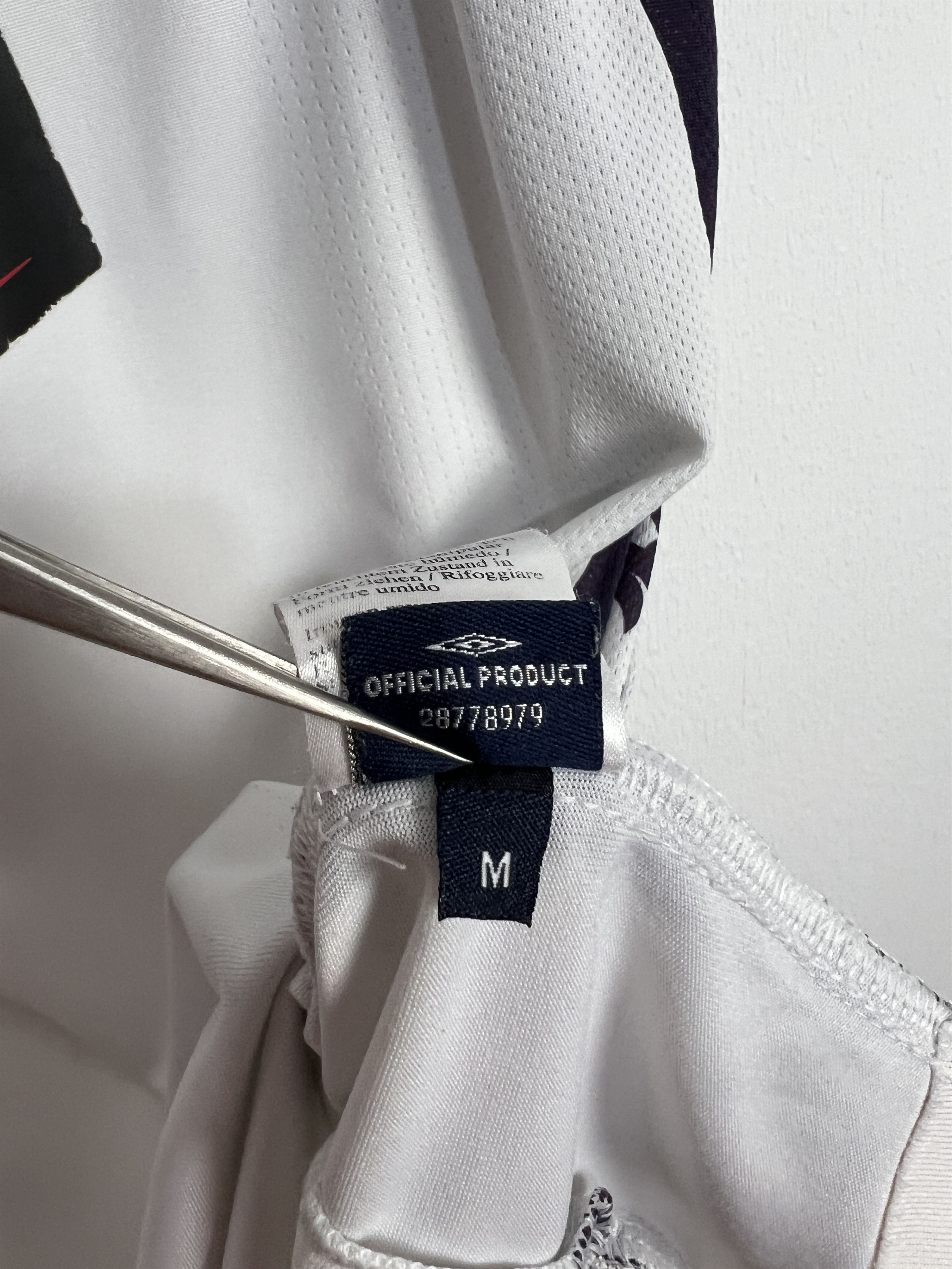 Umbro Rangers Away football shirt 2007 Soccer #11 McCulloch Umbro Size US M / EU 48-50 / 2 - 15 Thumbnail