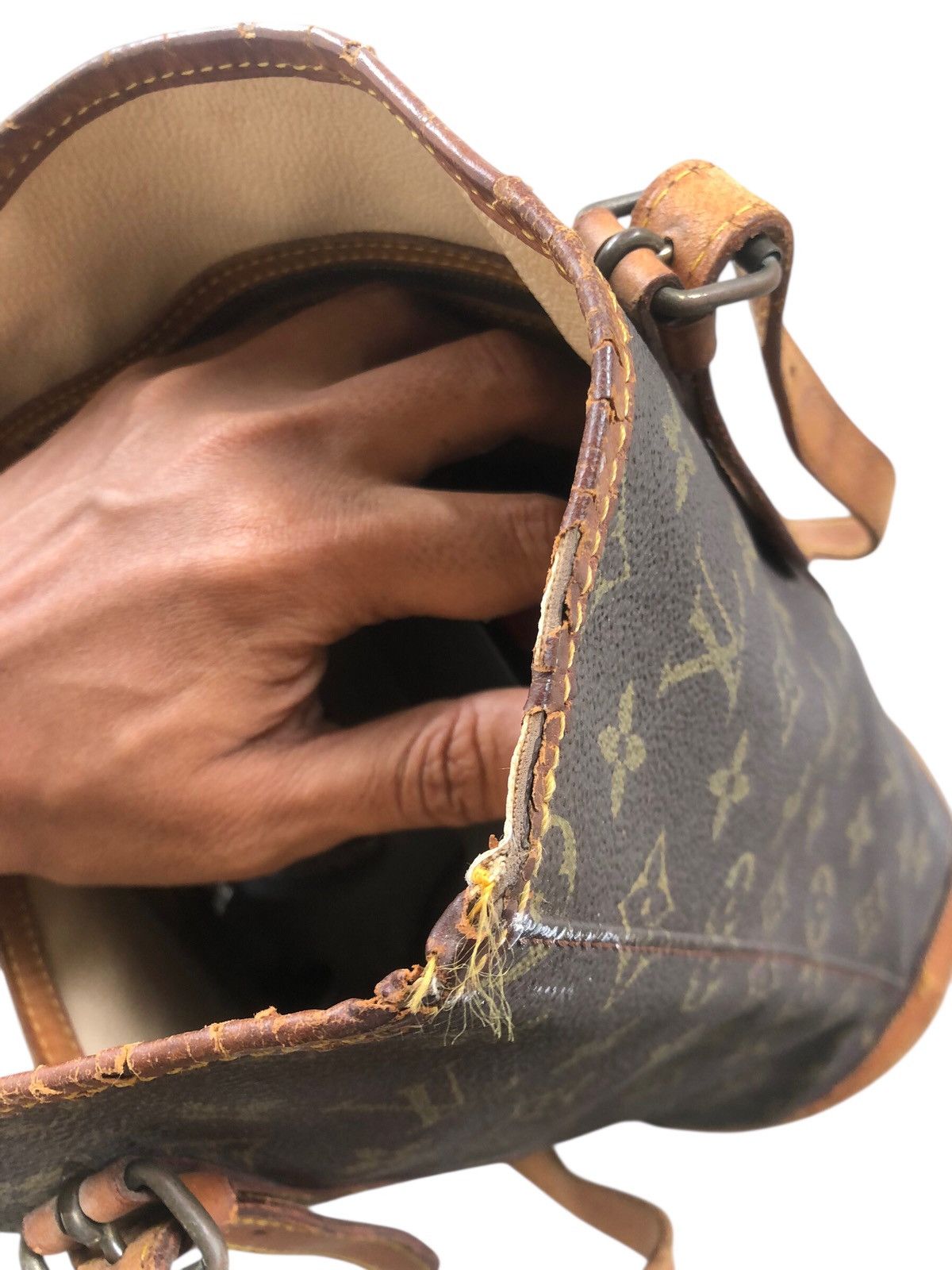 Louis Vuitton 🔥Vintage LOUIS VUITTON LV Monogram Bucket Cloth GM Tote Bag Size ONE SIZE - 14 Thumbnail
