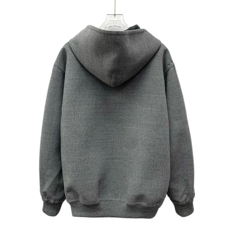 Louis Vuitton Louis Vuitton 23 grey logo embossed sheepwool reversible h Size US S / EU 44-46 / 1 - 4 Thumbnail
