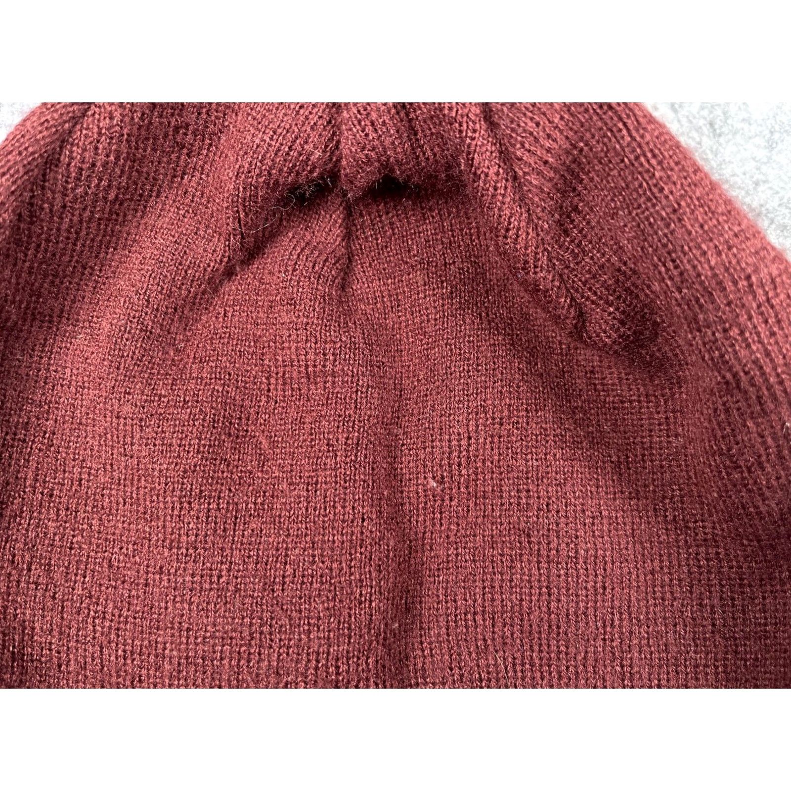 Vintage Wedze Beanie Mens One Size Red Knit Stretch Winter Casual Ski Hat Size ONE SIZE - 3 Thumbnail
