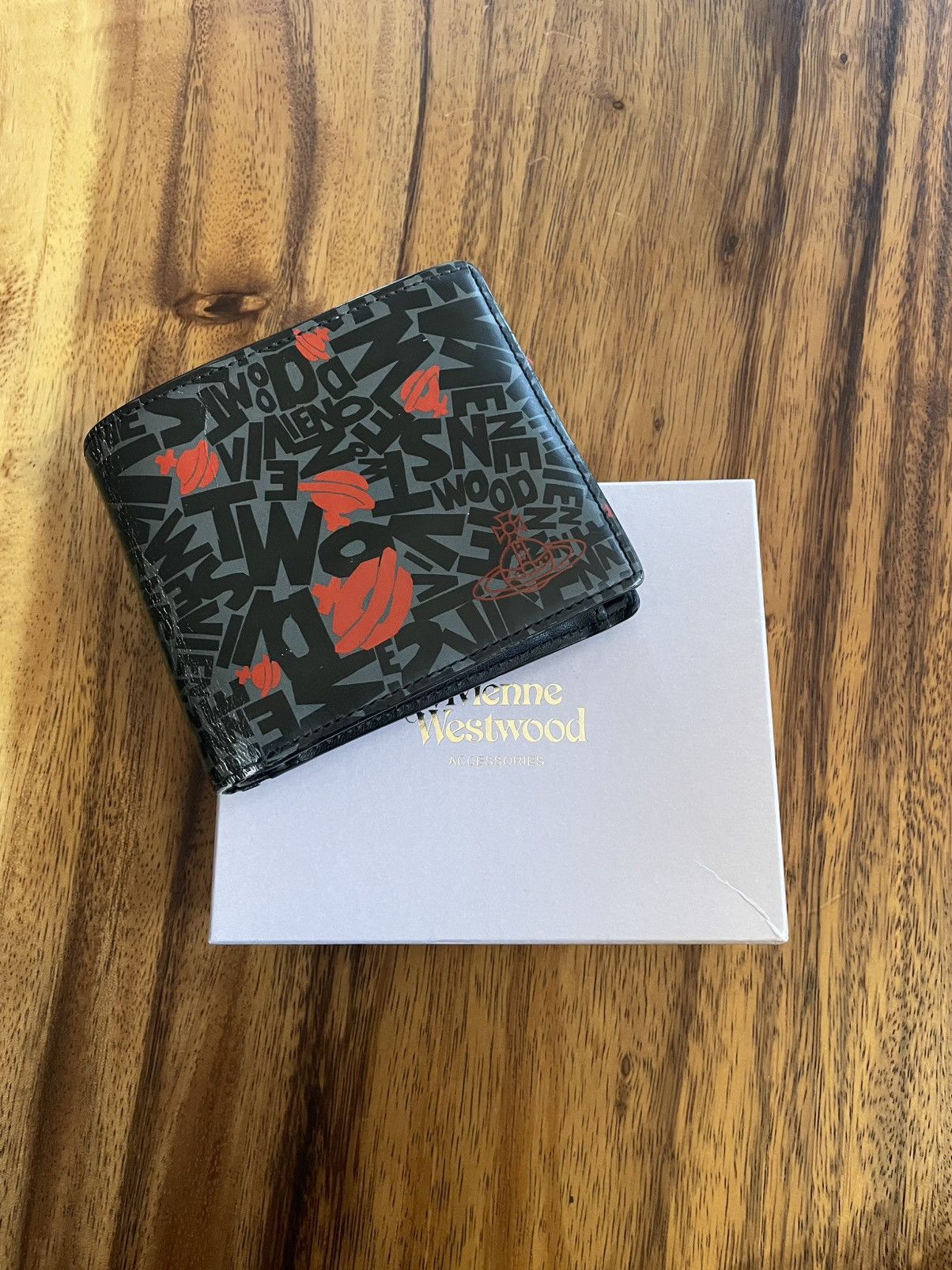 Vivienne Westwood Rare Vivienne Westwood bifold wallet ! Size ONE SIZE - 1 Thumbnail