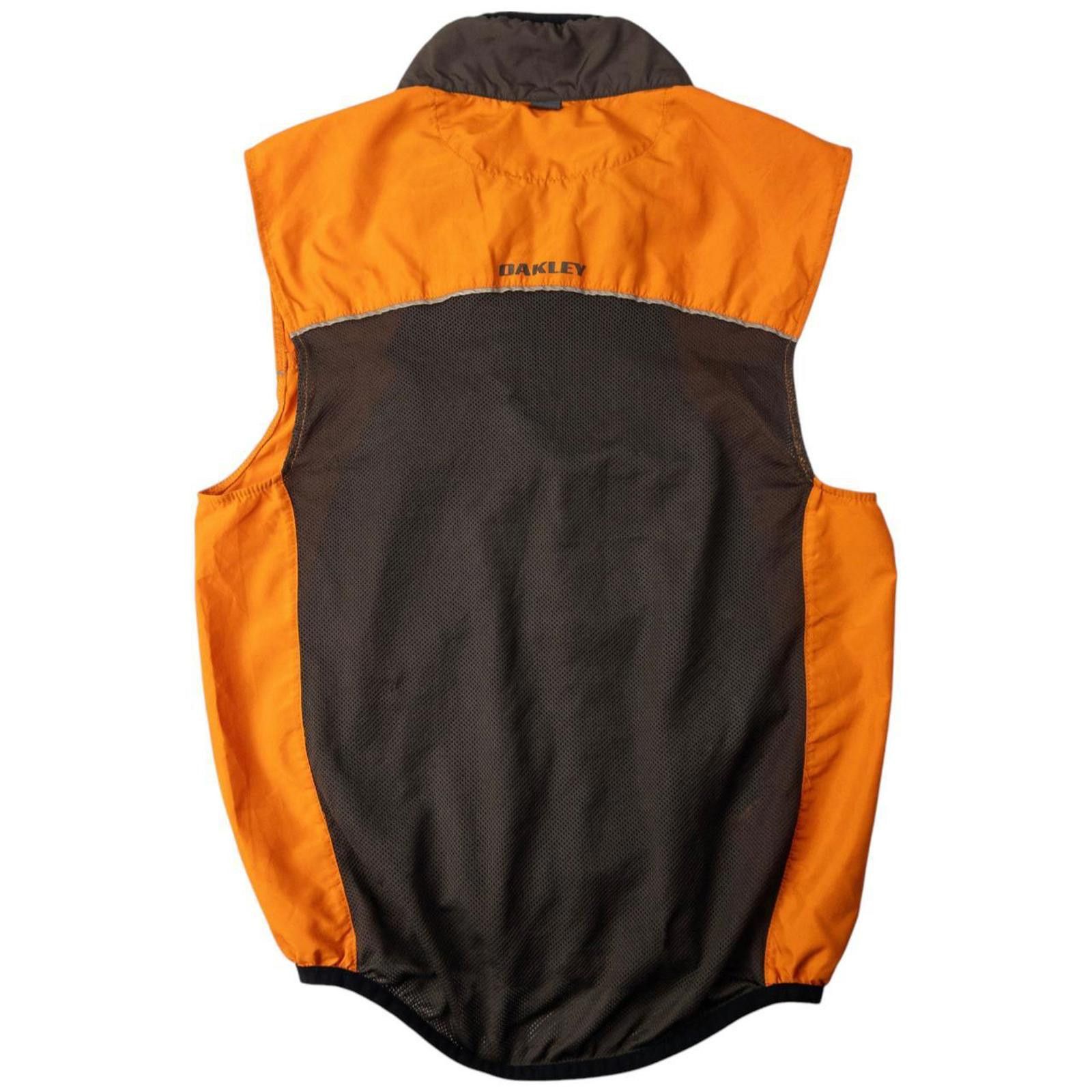 Oakley Vintage Oakley Lightweight Zip Up Gilet Size S Size US S / EU 44-46 / 1 - 2 Thumbnail