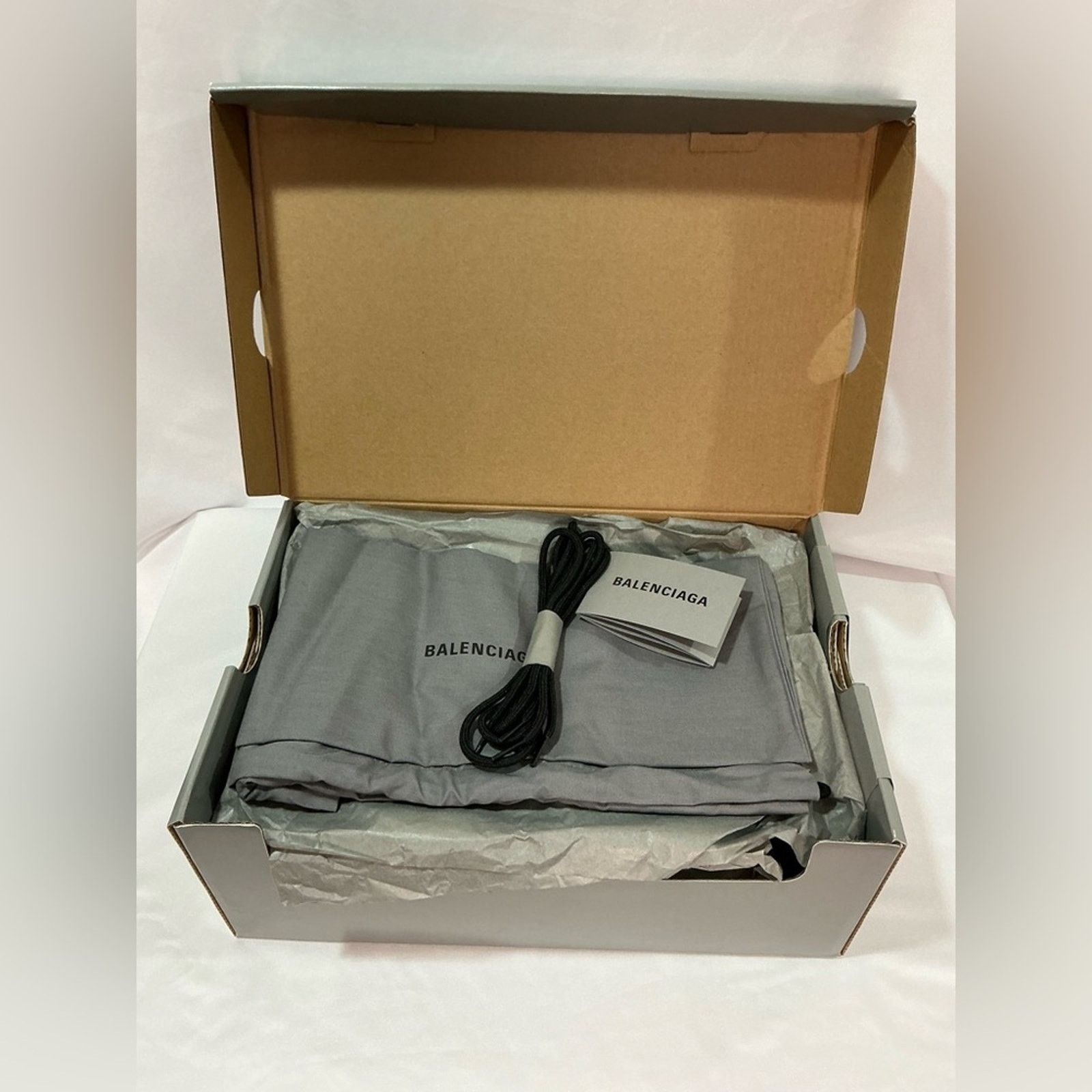 Balenciaga Balenciaga Drive Dark Charcoal Athletic Sneakers Women’s 39 Size US 9.5 / IT 39.5 - 14 Thumbnail