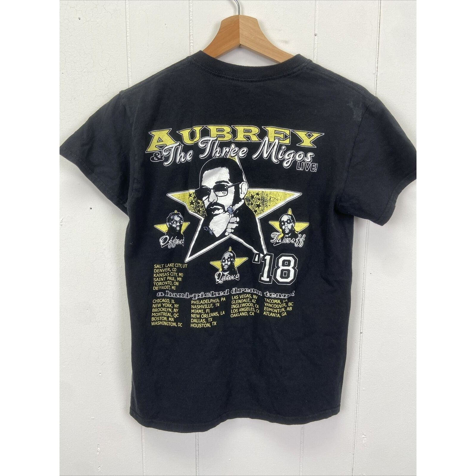 Band Tees Aubrey & The Three Migos Drake MIGOS T-Shirt 2018 Size Small Size US S / EU 44-46 / 1 - 4 Thumbnail