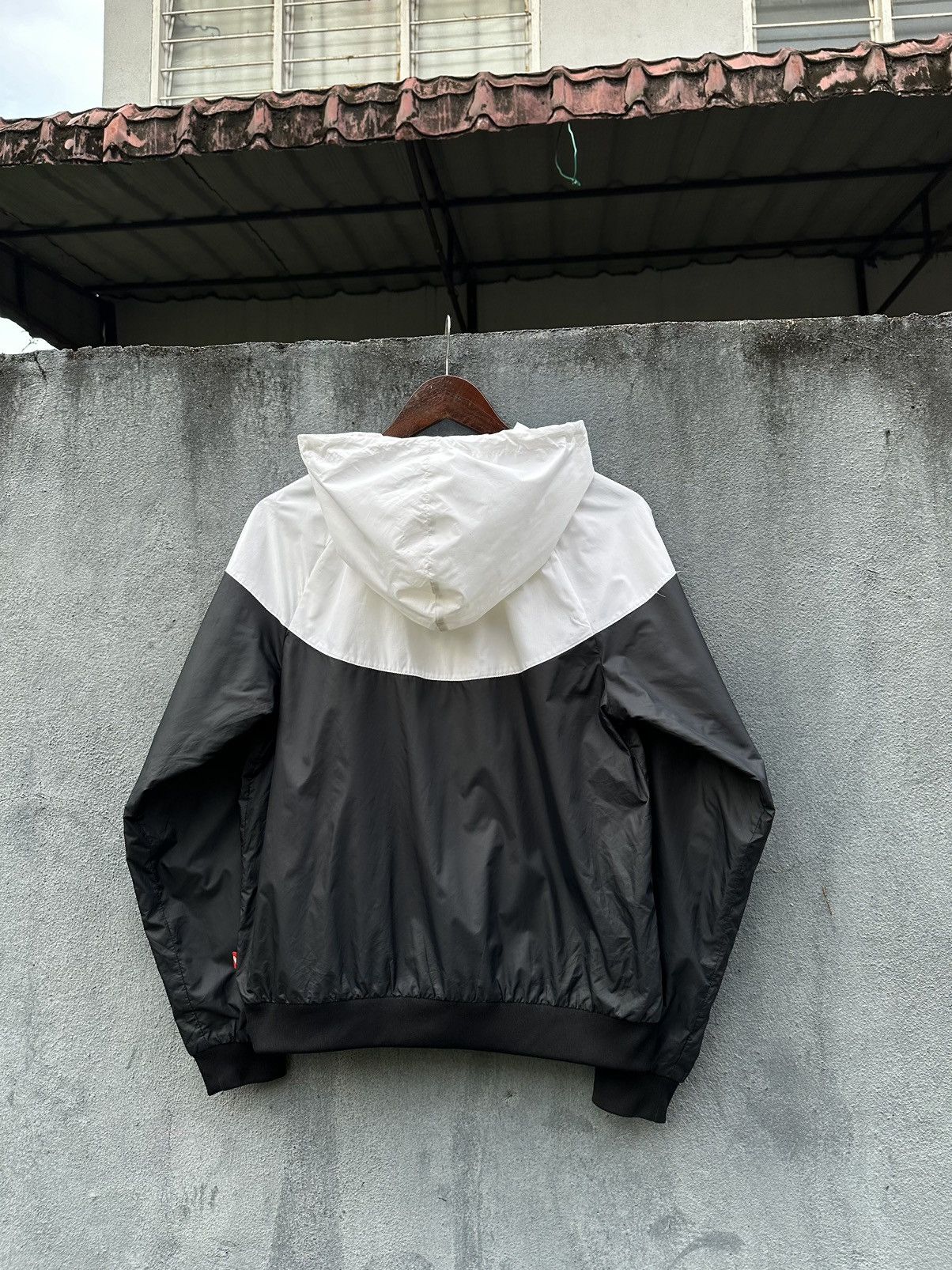 Nike 👹Nike Small Swoosh Hooded Bomber Jacket Size US S / EU 44-46 / 1 - 3 Thumbnail