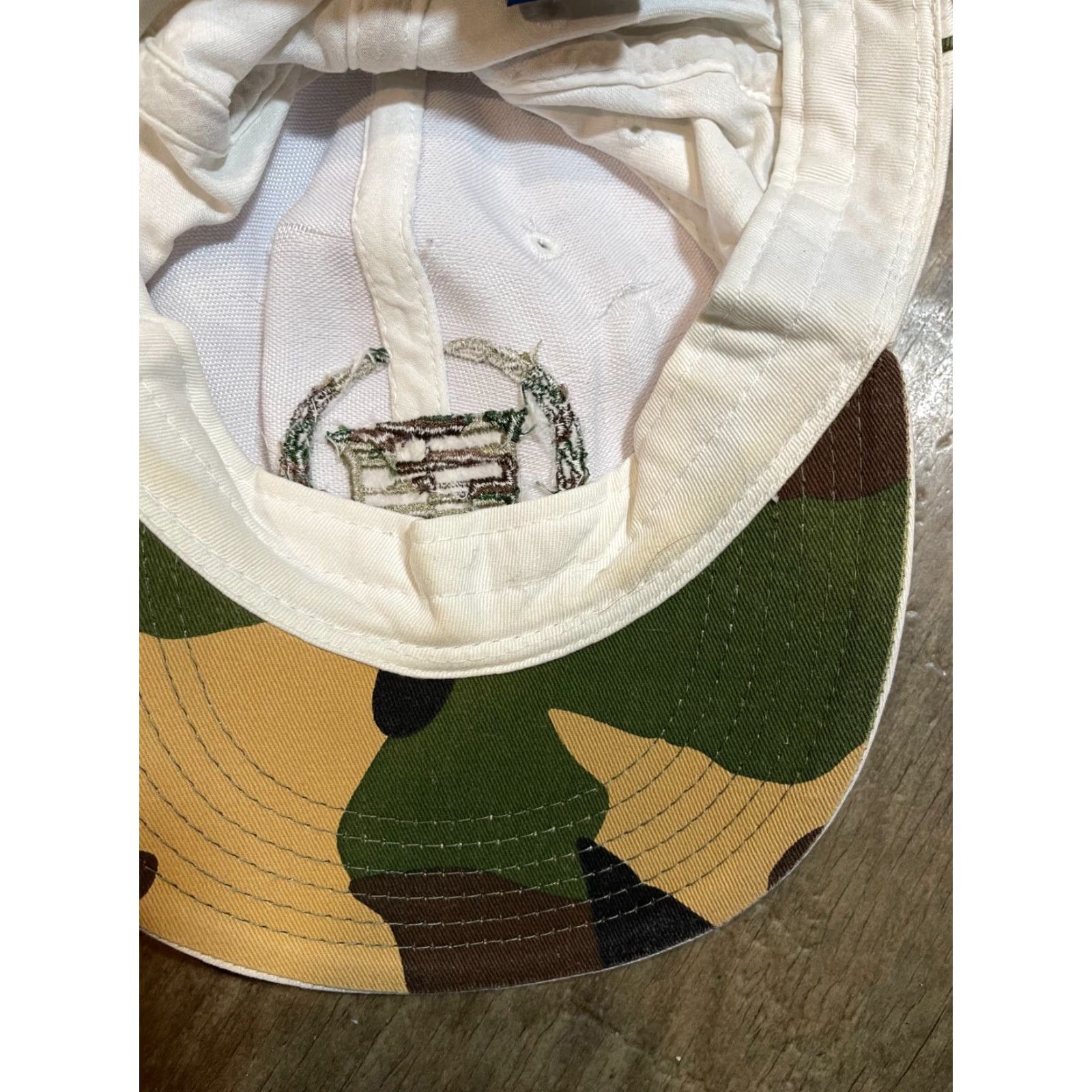 Logo 7 VINTAGE CADILLAC Logo Cap Hat GM White Adult Camouflage Baseball Cap Adjustab le Men Size US 35 - 2 Thumbnail