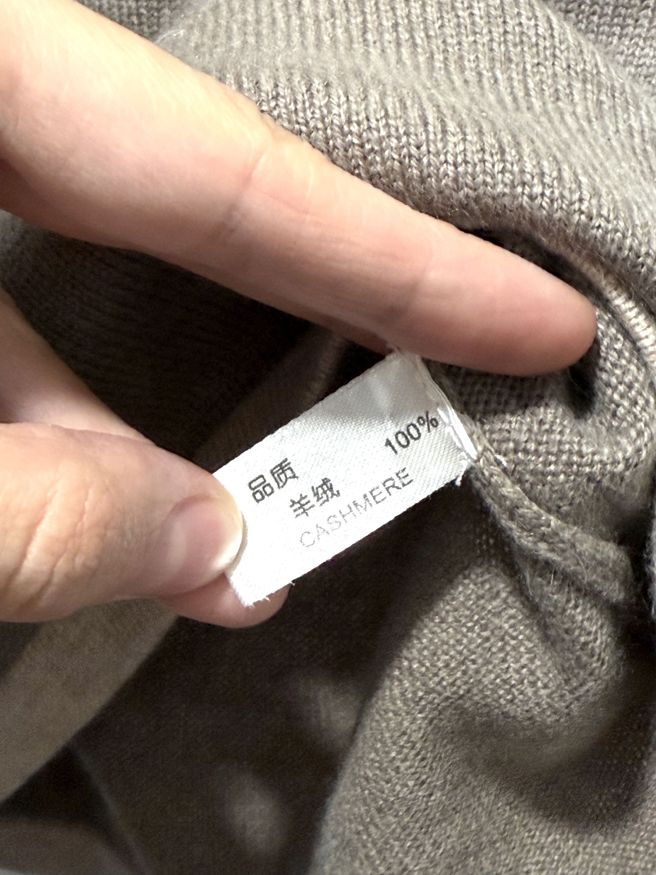 Other Women's Short Sleeve Pure Cashmere Top Sweater Tee (M) Size M / US 6-8 / IT 42-44 - 4 Thumbnail