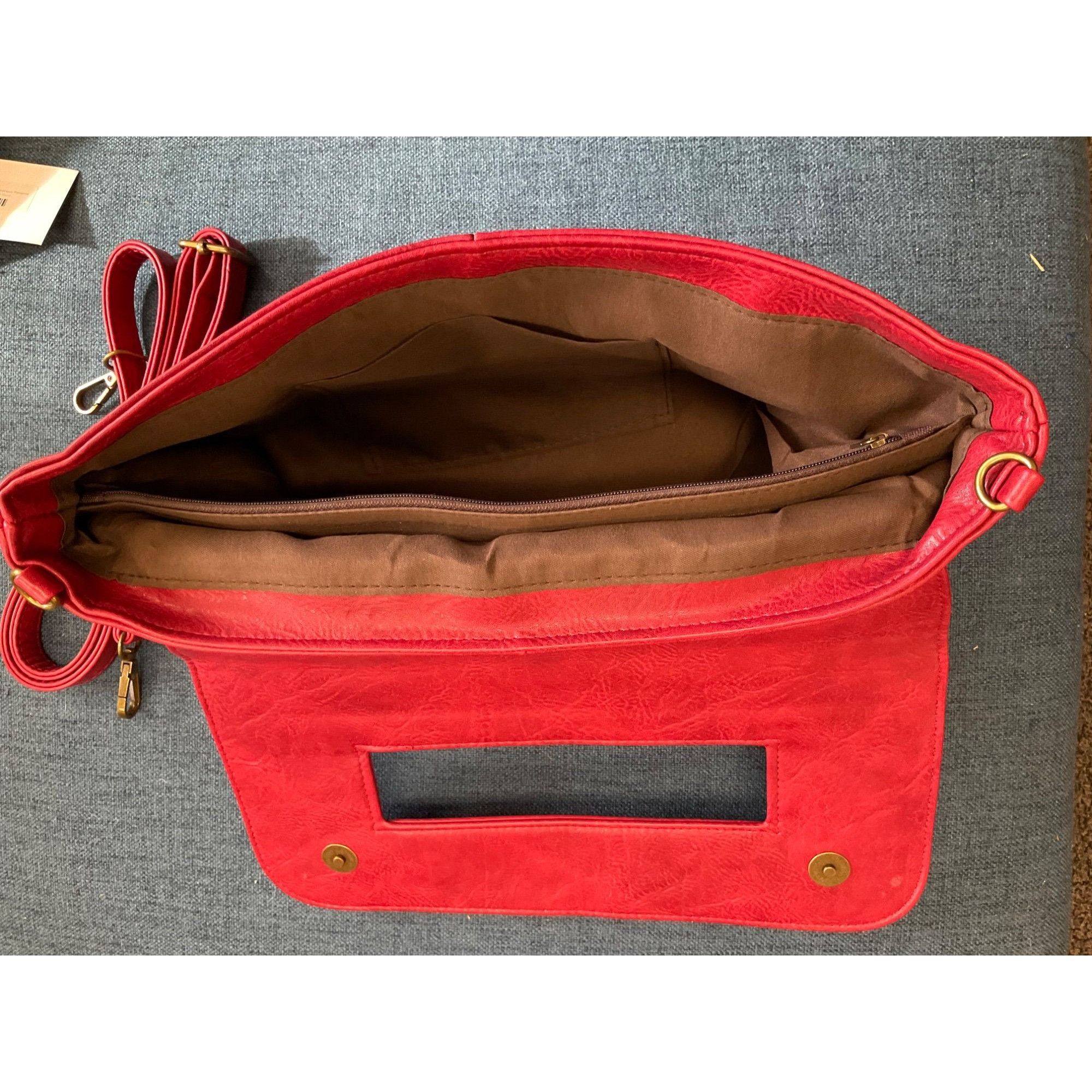 Other Red Faux Leather Foldover Clutch/Shoulder Bag With Magnetic Size ONE SIZE - 8 Thumbnail
