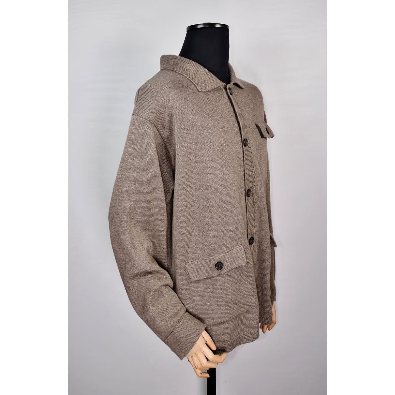 Oliver Sweeney Oliver Sweeney Brecon Cardigan Cotton & Wool size XL Men Sweater Be beige Size US XL / EU 56 / 4 - 5 Thumbnail