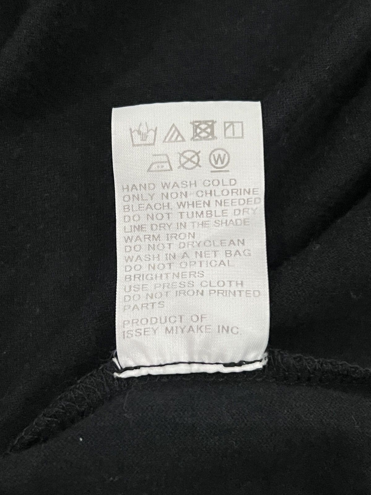 Homme Plisse Issey Miyake Homme Plissé Issey Miyake Pleated Drop Shoulder Cropped Slee Size US L / EU 52-54 / 3 - 13 Thumbnail