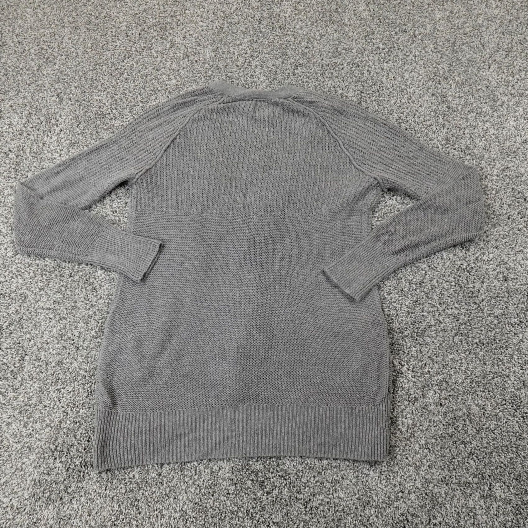 American Eagle Outfitters American Eagle Cardigan Womens S Gray Knit Button Sweater Cardigan Size S / US 4 / IT 40 - 7 Thumbnail