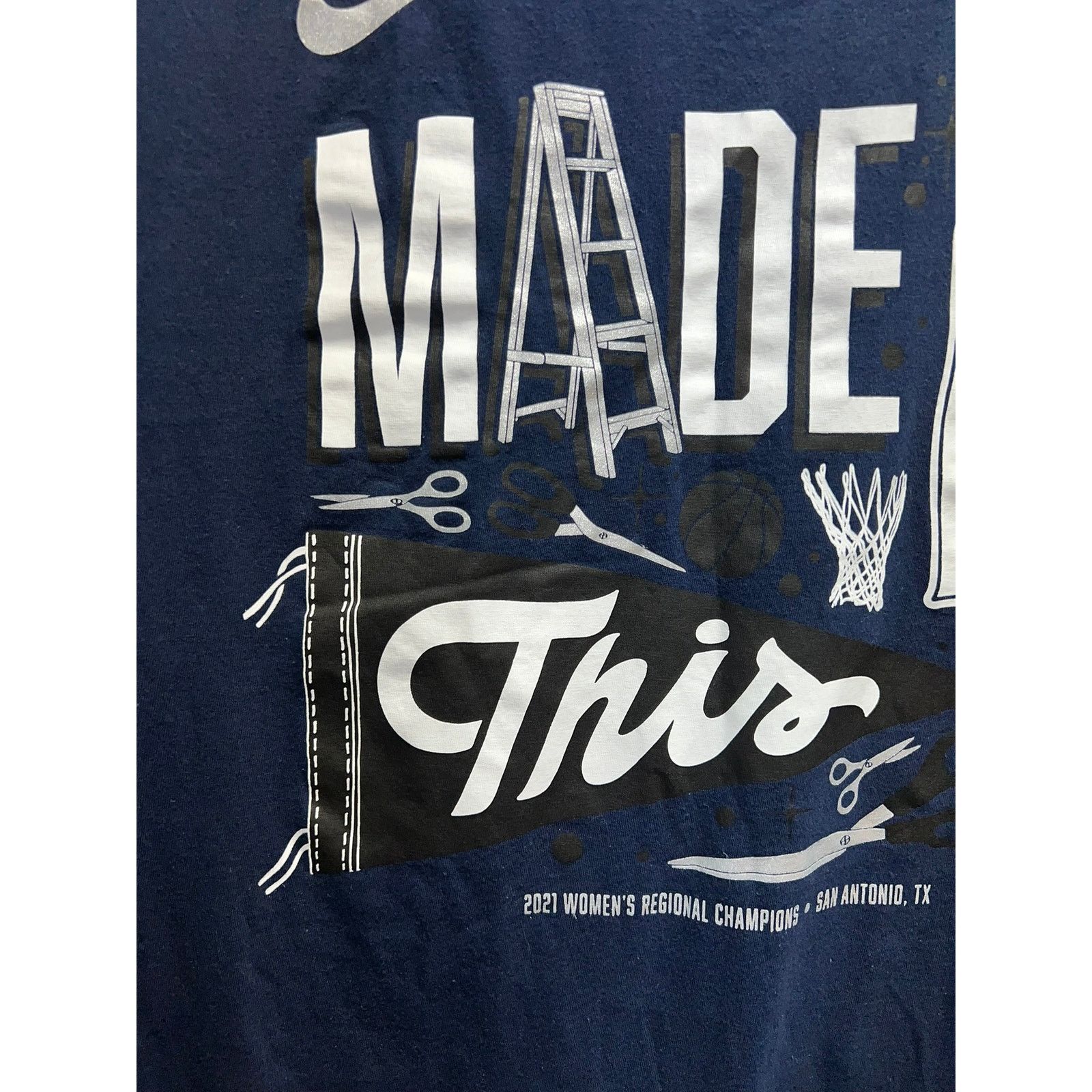 Nike Womens Nike Connecticut Huskies Shirt Final Four Tee XL Size US XL / EU 56 / 4 - 3 Thumbnail