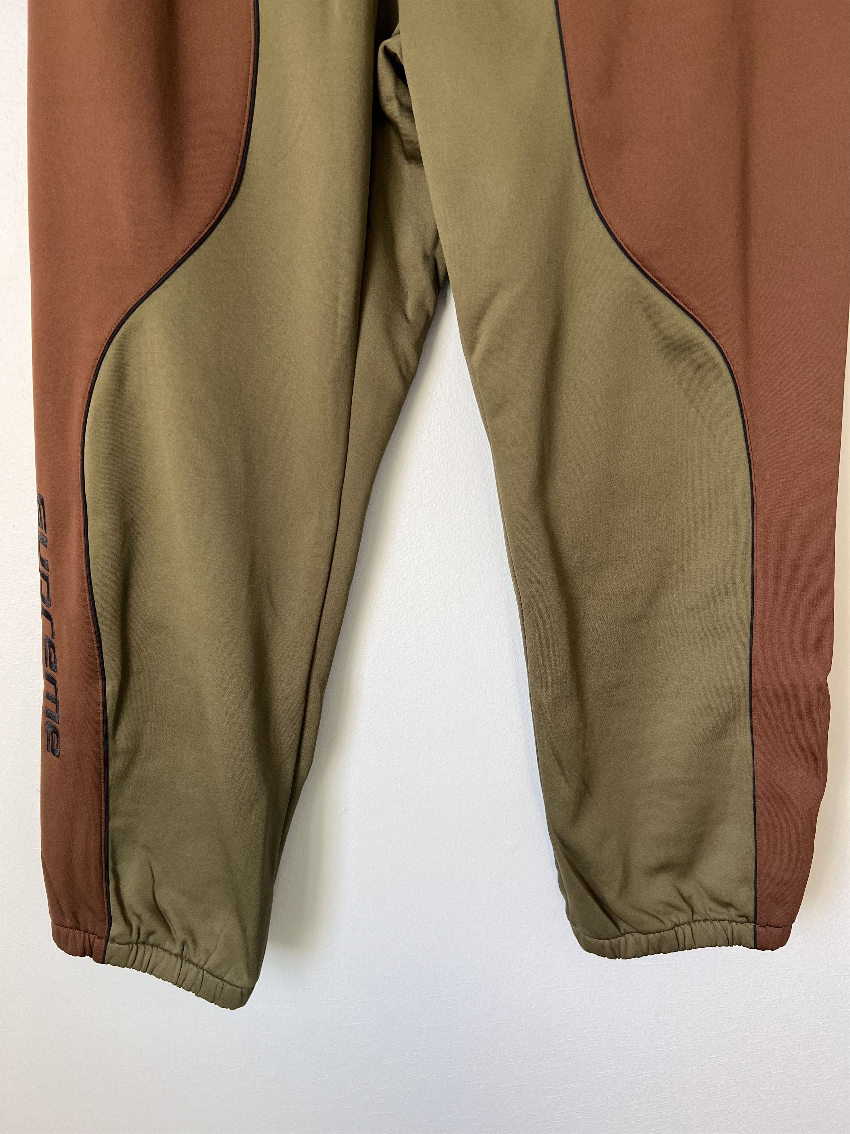 Jordan Brand × Supreme Supreme Jordan Tricot Track Pants in Green Brown Size US 32 / EU 48 - 3 Thumbnail