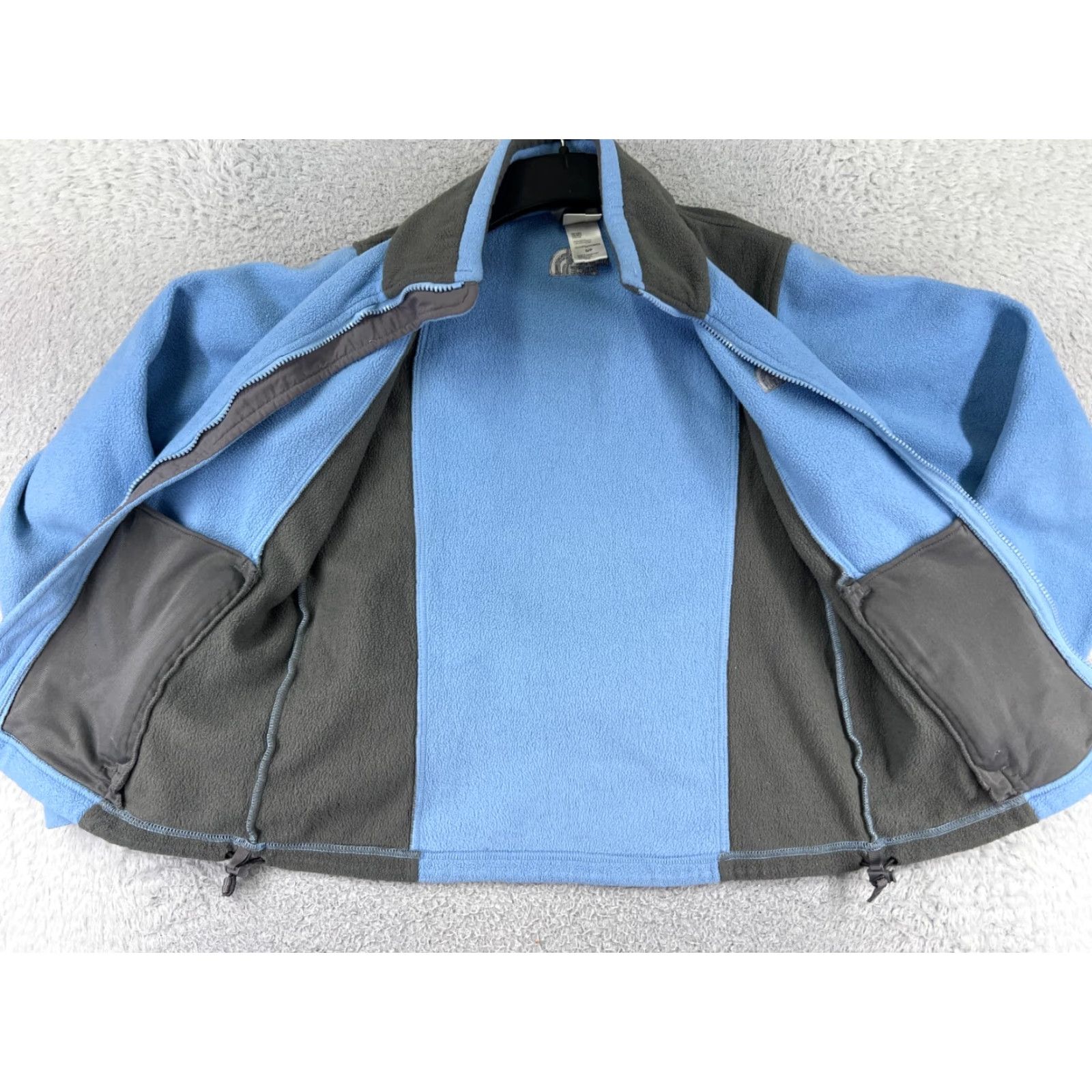Vintage Columbia Jacket Womens Small Blue Gray Fleece Mock Neck Cozy Warm Polyester Jacket Womens Small Blue Gray Fleece Mock Neck Casual Outdoor American Size S / US 4 / IT 40 - 4 Thumbnail
