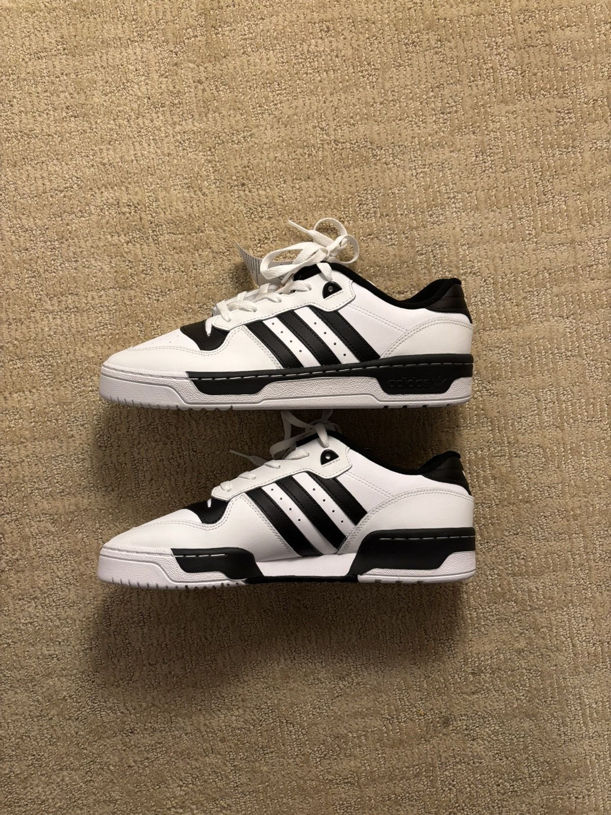 Adidas Adidas Originals Rivalry Low Size US 12 / EU 45 - 2 Thumbnail