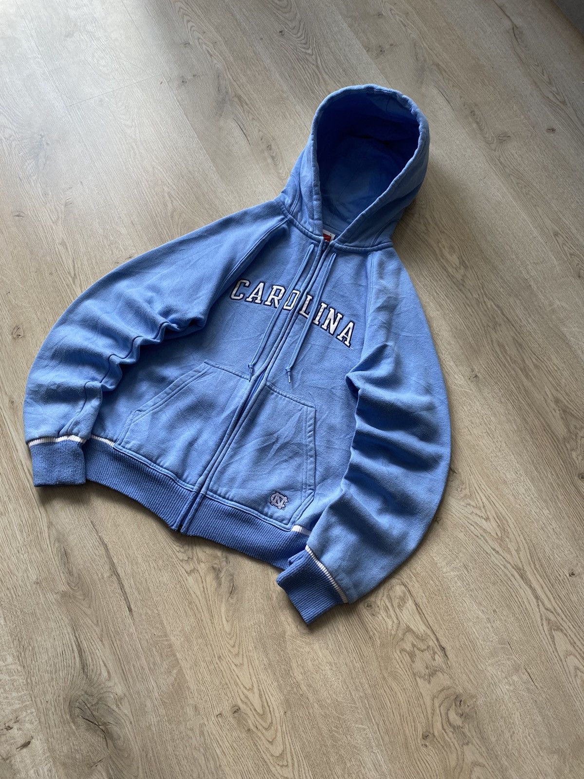 Japanese Brand × Nike × Vintage Nike Vintage Zip Hoodie Carolina Big Logo Japanese Hype Rare Size US S / EU 44-46 / 1 - 2 Thumbnail