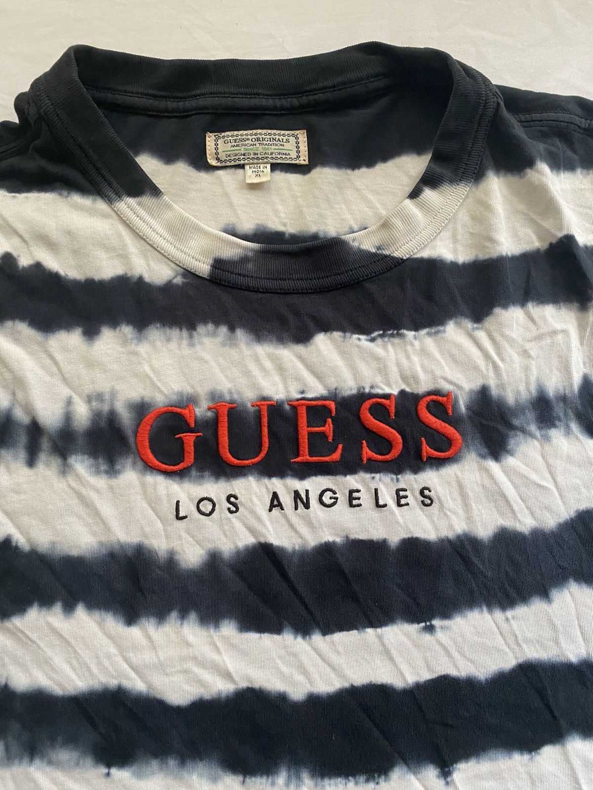 Guess Guess Originals Tee Los Angeles Size US XL / EU 56 / 4 - 2 Thumbnail
