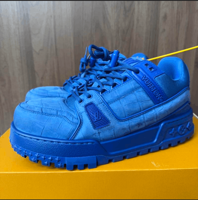 Louis Vuitton Louis Vuitton low-top sneakers Size US 7 / EU 40 - 1 Thumbnail
