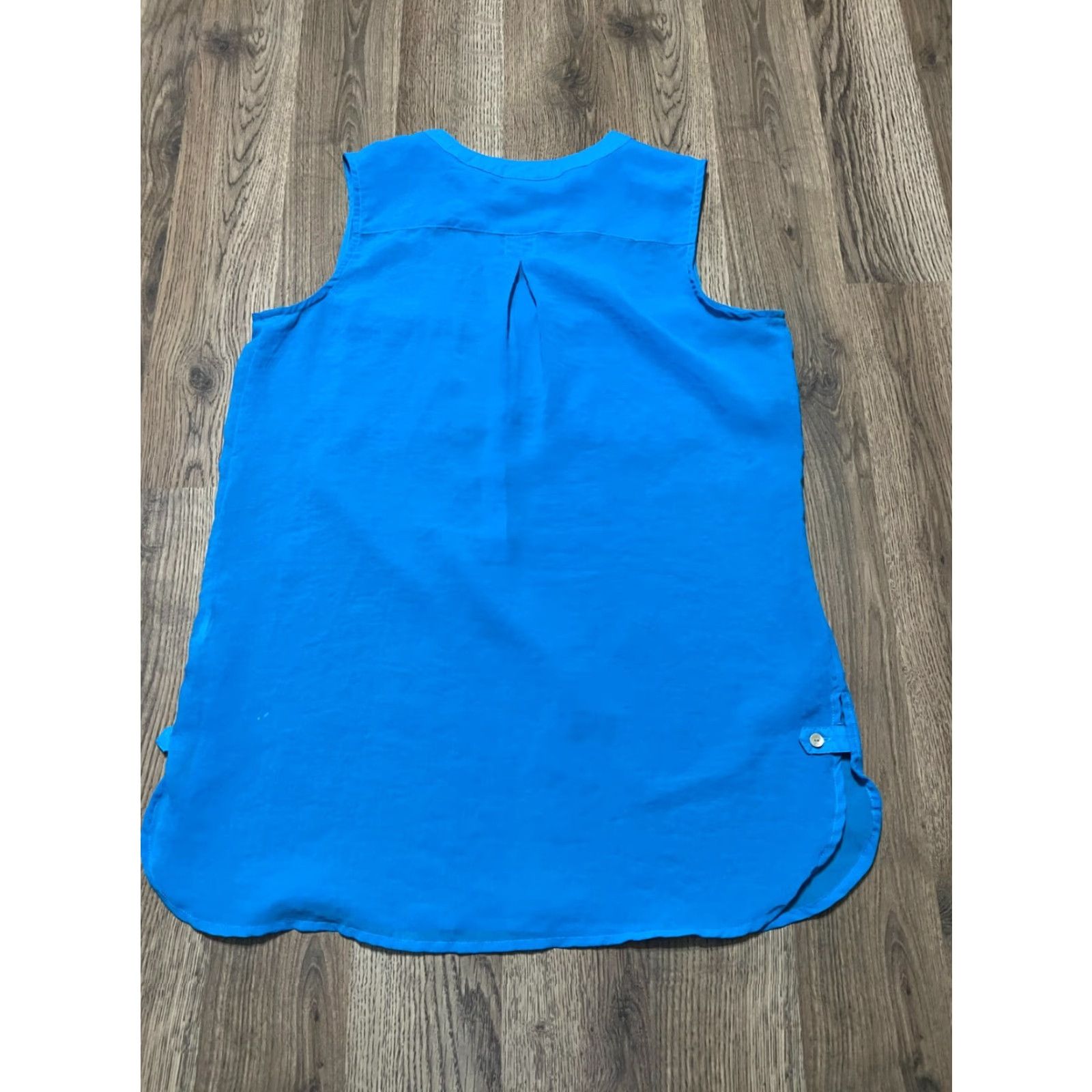 Apt. 9 Apt.9 Shirt Women's Small Blue Sleeveless V-Neck T-Shirt Pullover Casual Modern Basic Regular Fit Womens Small Blue Sleeveless V-Neck Shirt Size S / US 4 / IT 40 - 2 Thumbnail