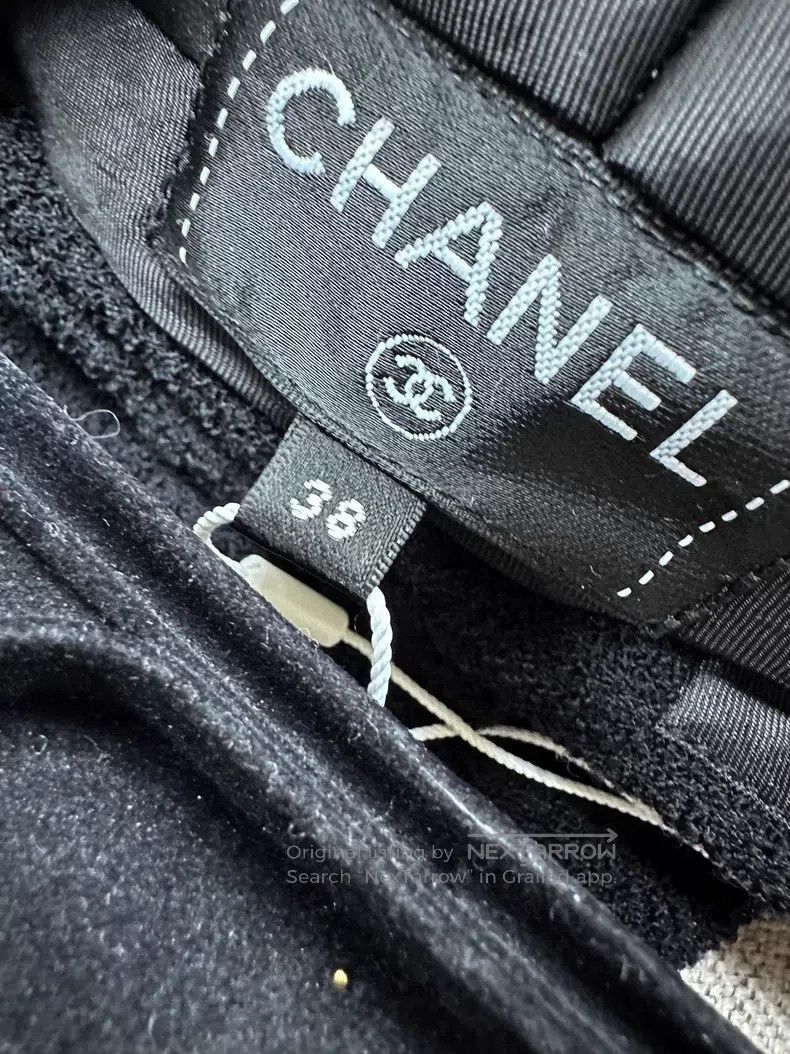 Chanel Chanel Black water-matched ripple silver sequin embroidery Size 25" / US 0 / IT 36 - 5 Thumbnail