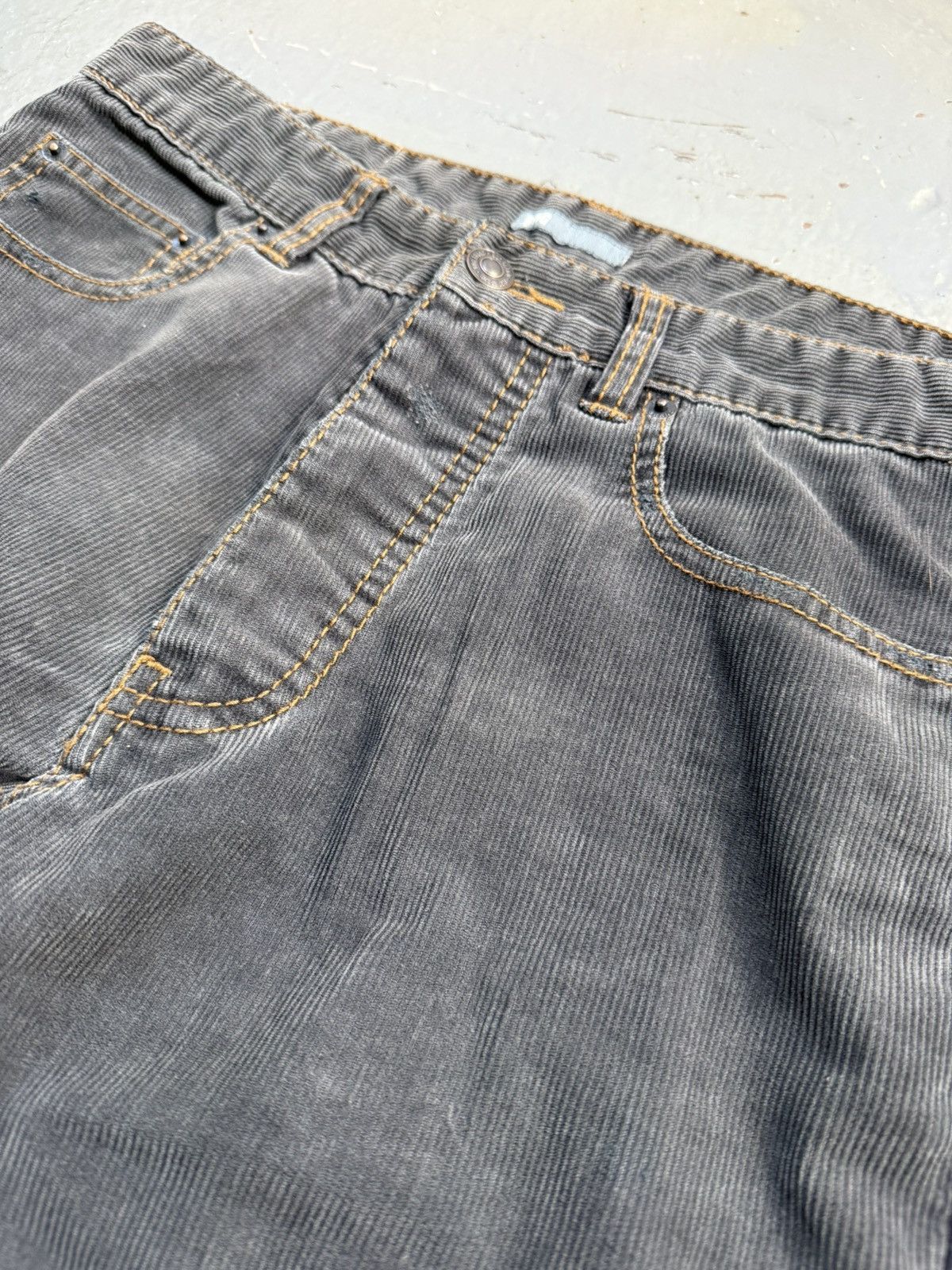 Bdg Courdoroy bootcuts Size US 30 / EU 46 - 3 Thumbnail