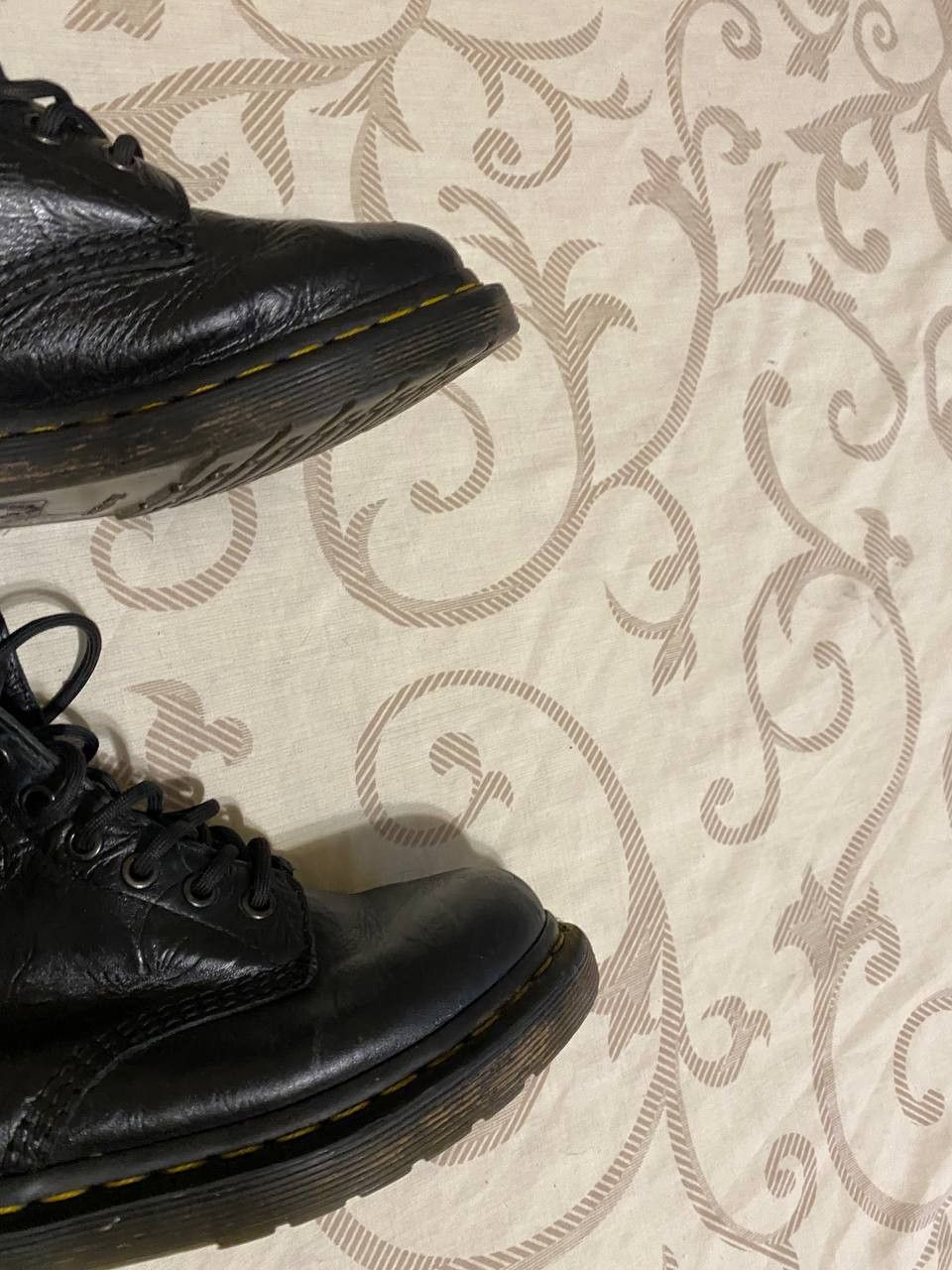 Dr. Martens Dr. Martens 1460 8-Eye – Pebbled Leather – Made in England Size US 5 / IT 35 - 8 Thumbnail
