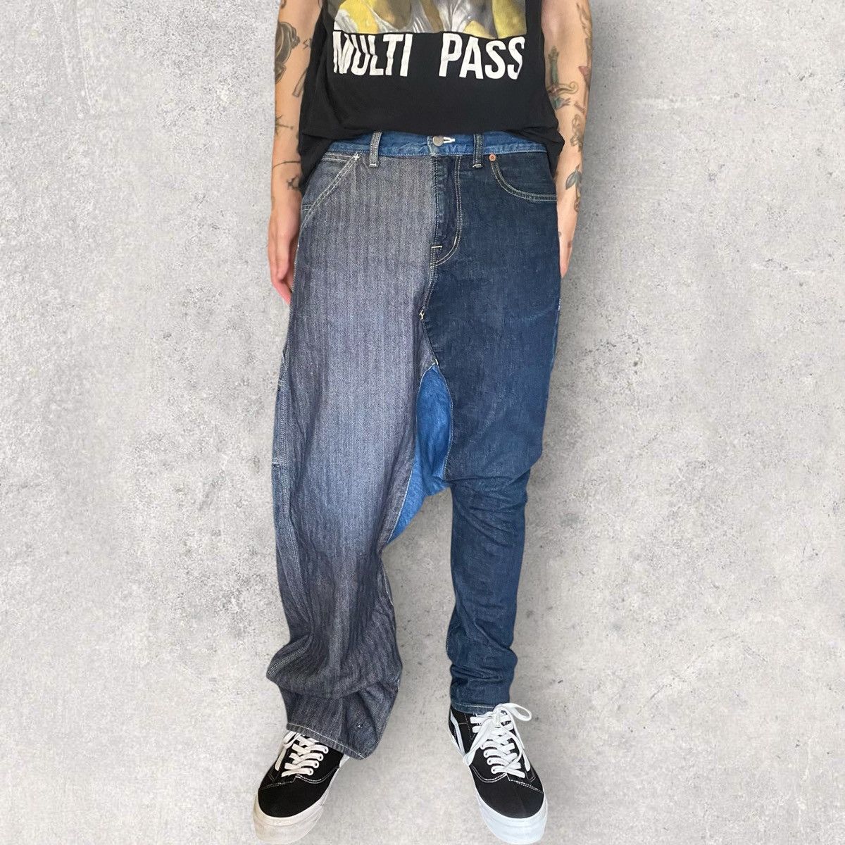Comme des Garcons SS13 Runway Drop Crotch Asymmetric Two tone Jeans Size US 32 / EU 48 - 12 Thumbnail