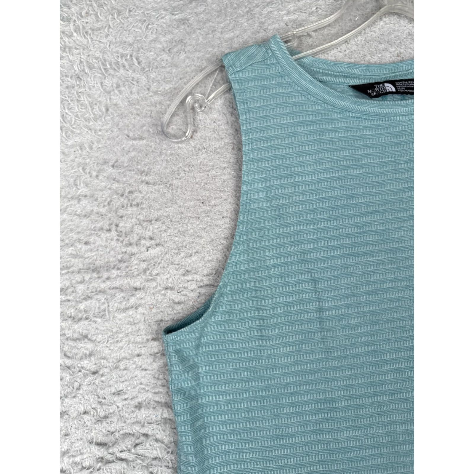 The North Face The North Face Shirt Women M Blue Tank Sleeveless Crew Poly Jersey Basic Lightweight Casual Gym Hike 90s Outdoors Mens? Size M / US 6-8 / IT 42-44 - 3 Thumbnail