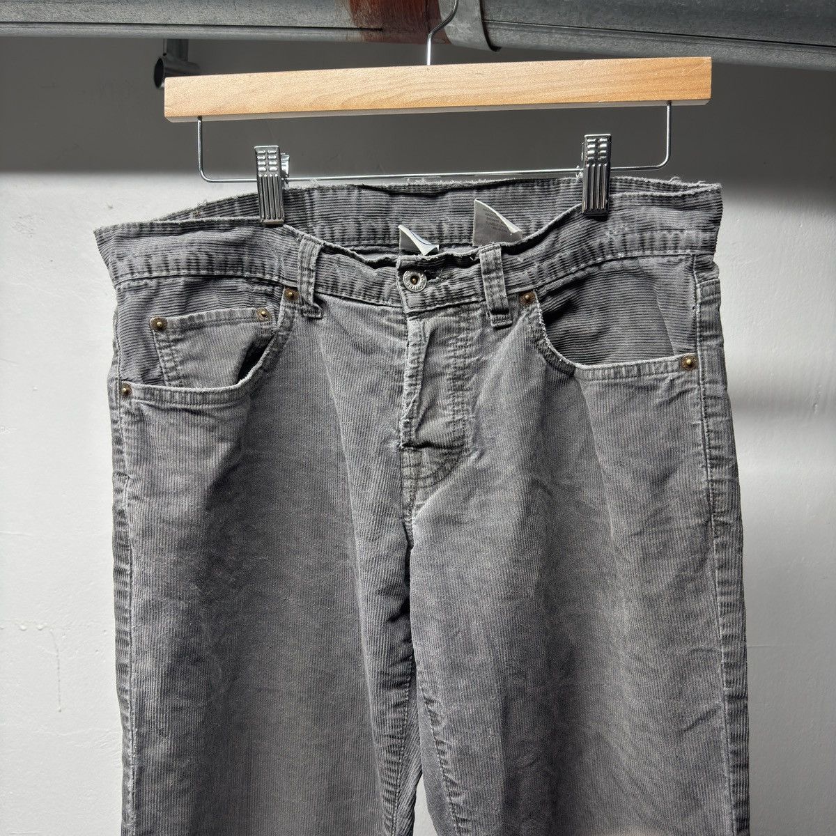 Vintage Low Rise Thrashed Faded Distressed Corduroy Pants ERD Grunge Size US 32 / EU 48 - 2 Thumbnail