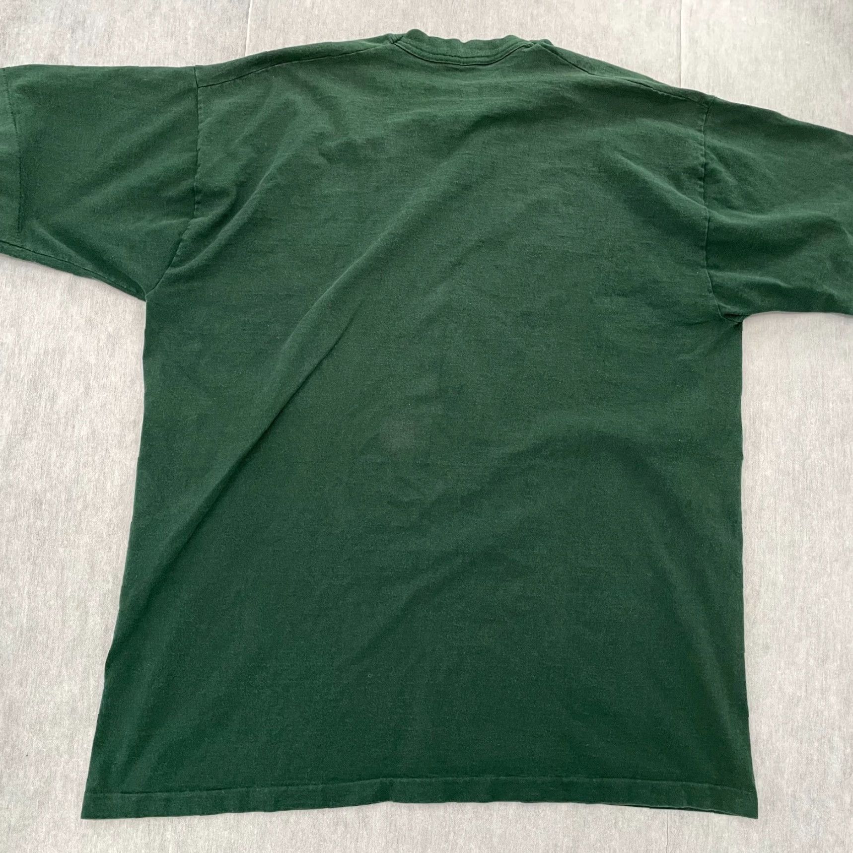 Fruit Of The Loom VINTAGE Oregon Coast Shirt Adult 3XL Green Wolf Native Graphic Logo Men XXXL 90s Shirt Size US XXL / EU 58 / 5 - 2 Thumbnail