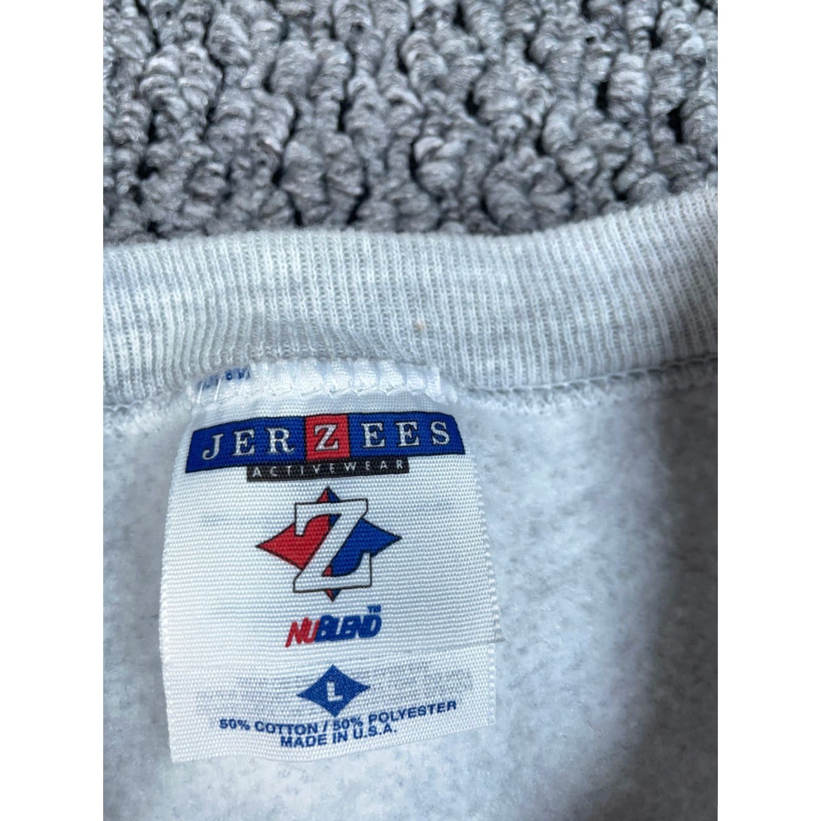Jerzees VTG Bridgeport Michigan French Club Sweatshirt Adult Large Gray Crewneck 50/50 Size US L / EU 52-54 / 3 - 3 Thumbnail