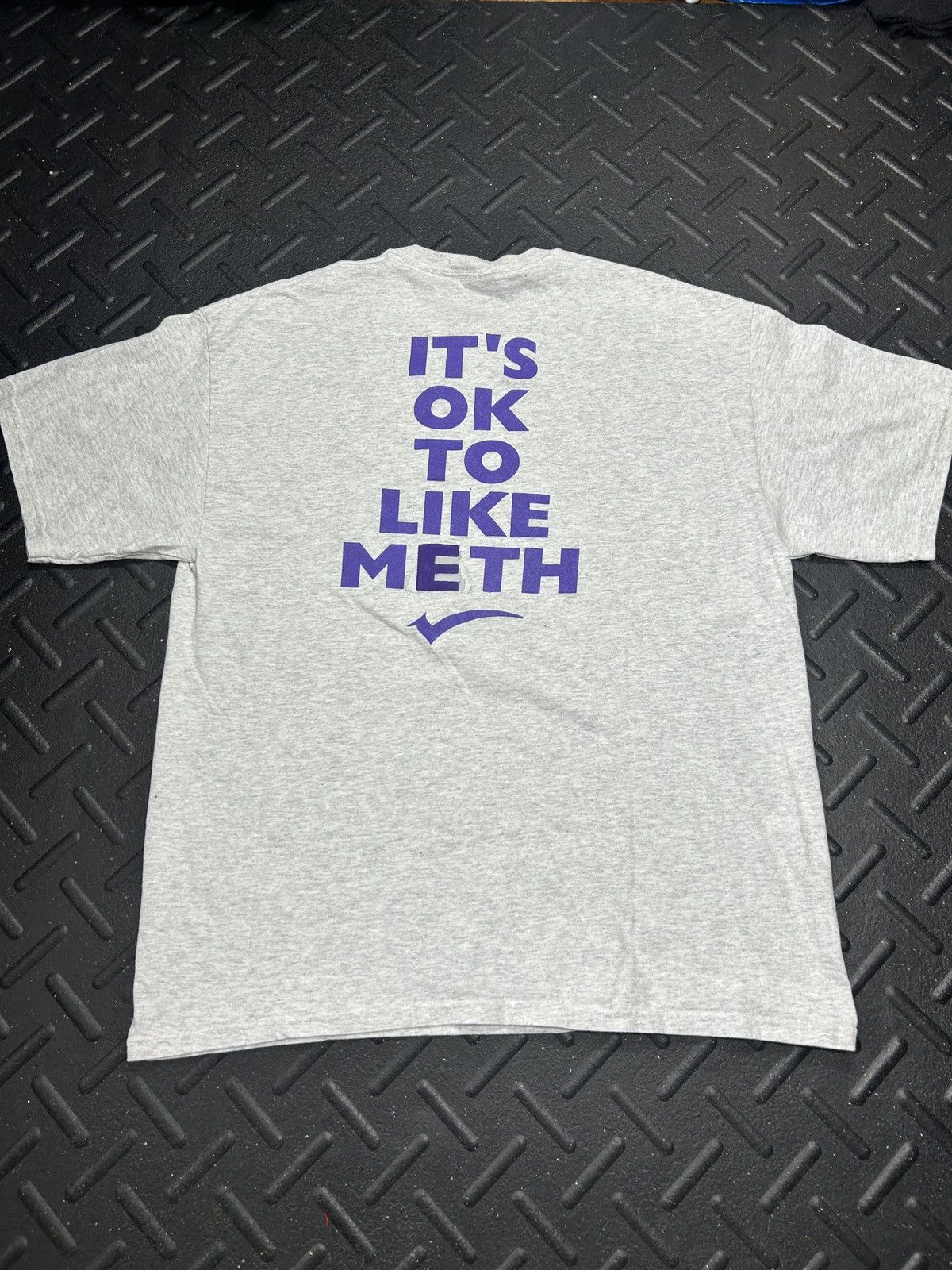 Other × Vintage Vintage humor funny graphic drugs t shirt front and back Size US L / EU 52-54 / 3 - 3 Thumbnail