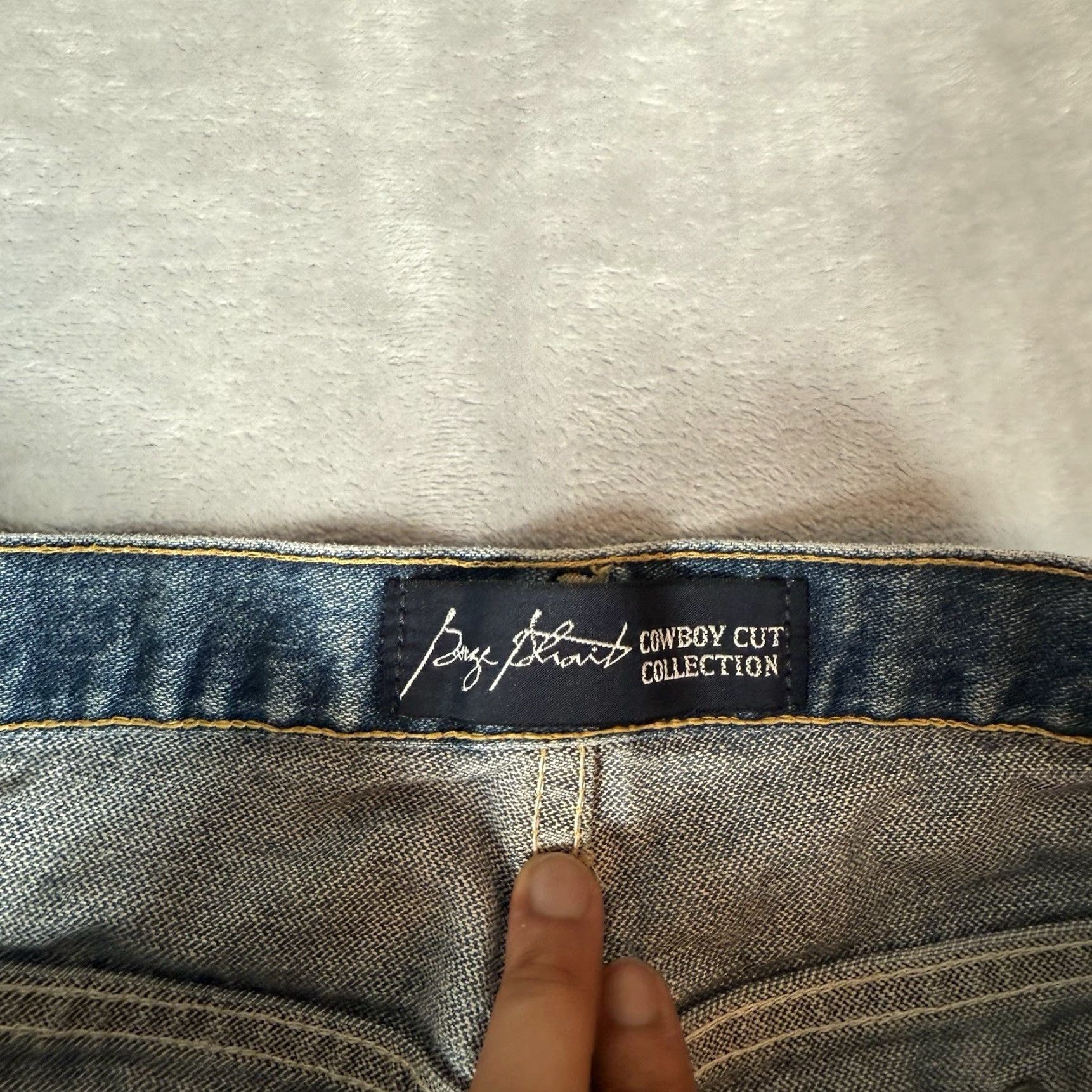 Wrangler VINTAGE? Wait — Wrangler George Strait Collection Jeans Mens 38x31 (Fits 38x31) 13MGSHD Size US 38 / EU 54 - 3 Thumbnail