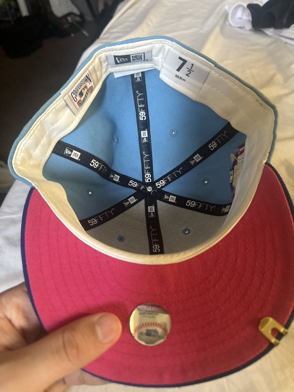 New Era Ren and Stimpy Red sox exclusive 7 1/2 Size 32 - 1 Thumbnail